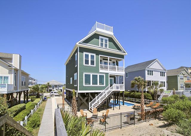 Treasure by the Sea: Oceanfront, Pool, Fire Pit & Steps to the Sand