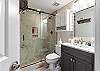 P303_guestbath1