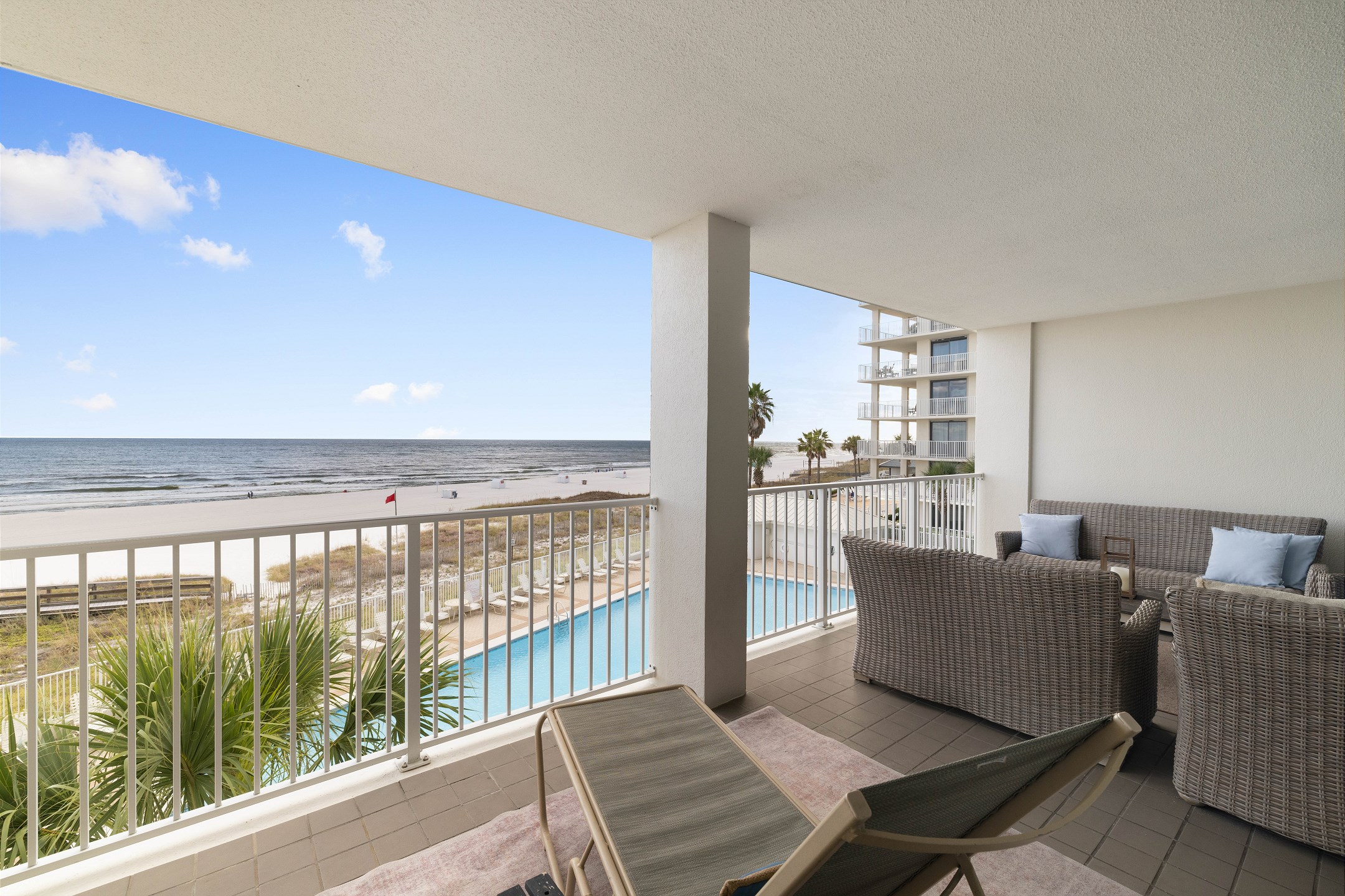 Pelican Pointe 304 2