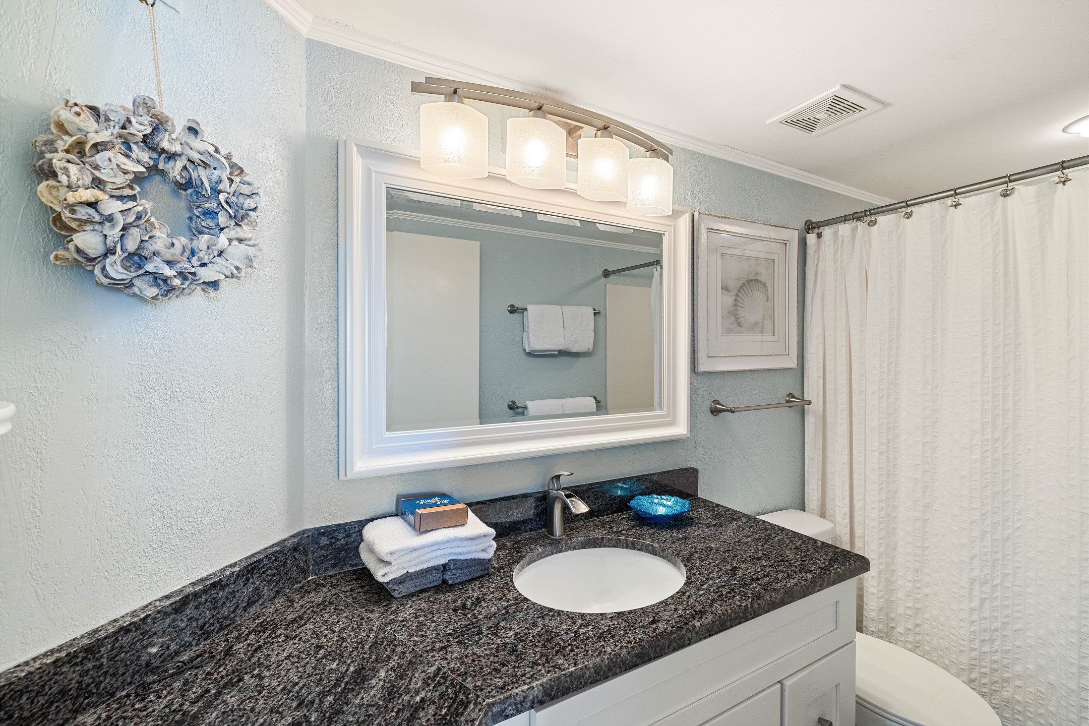 Pelican Pointe 304 6