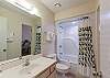 PVII_1107_guestbath