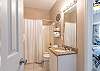 RM301e_guestbath2