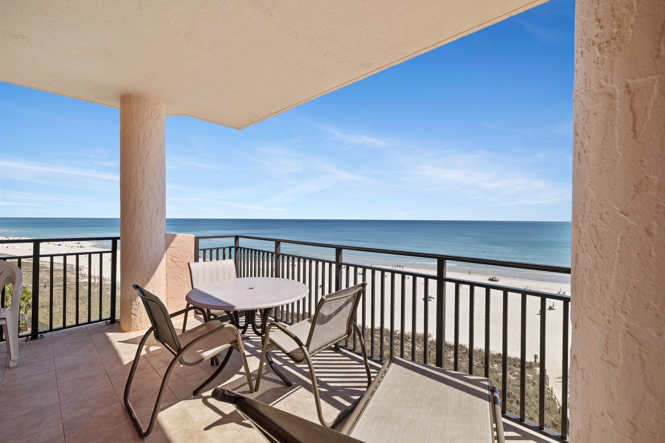 SeaChase 702C | Photo 2