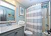 s4708_guest1-bath