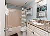 SC605_guestbath1