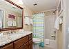 TW1201_guest1-Bath