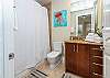 TQ1007C_guest2-bath