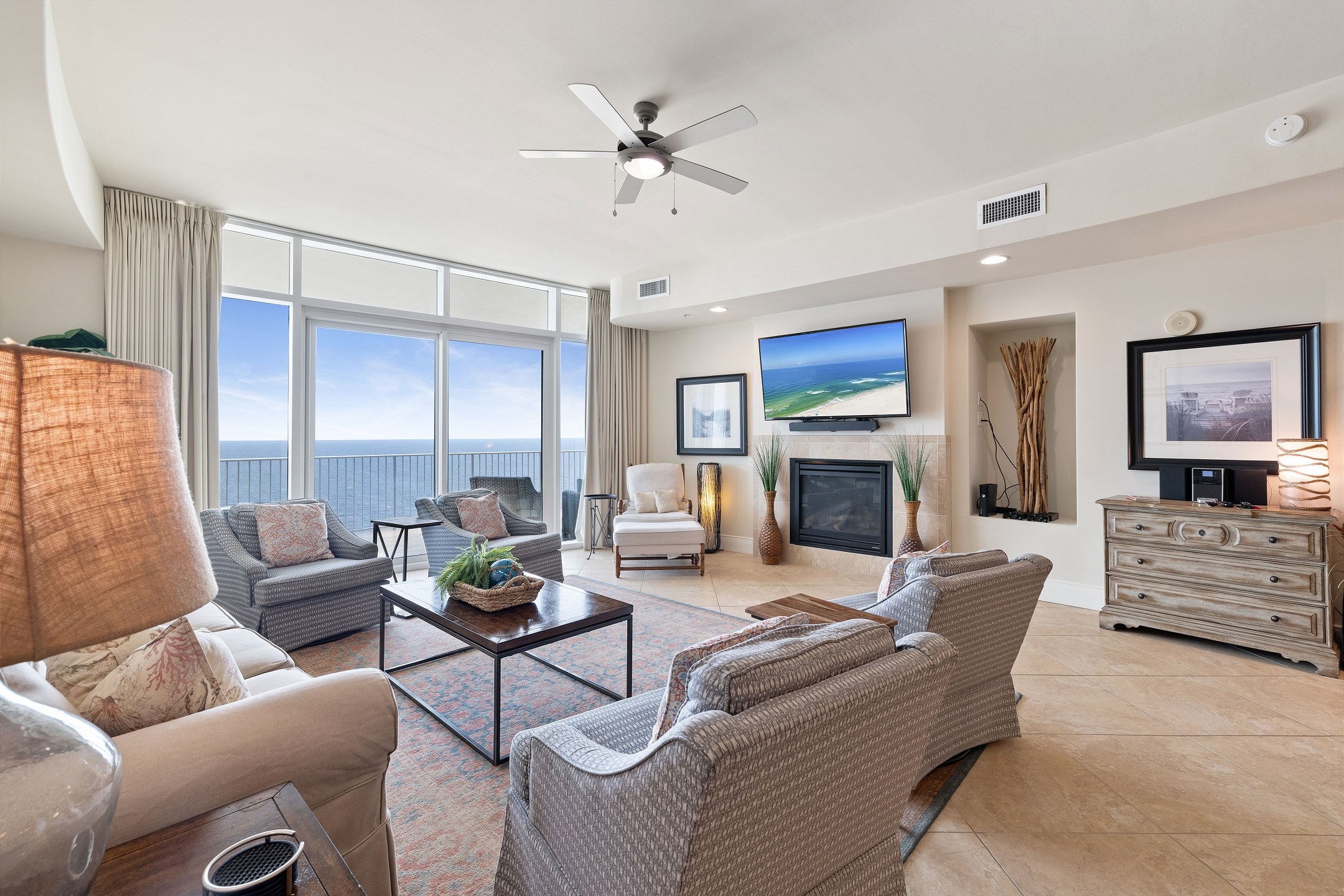 Turquoise Place 1007C | Photo 3