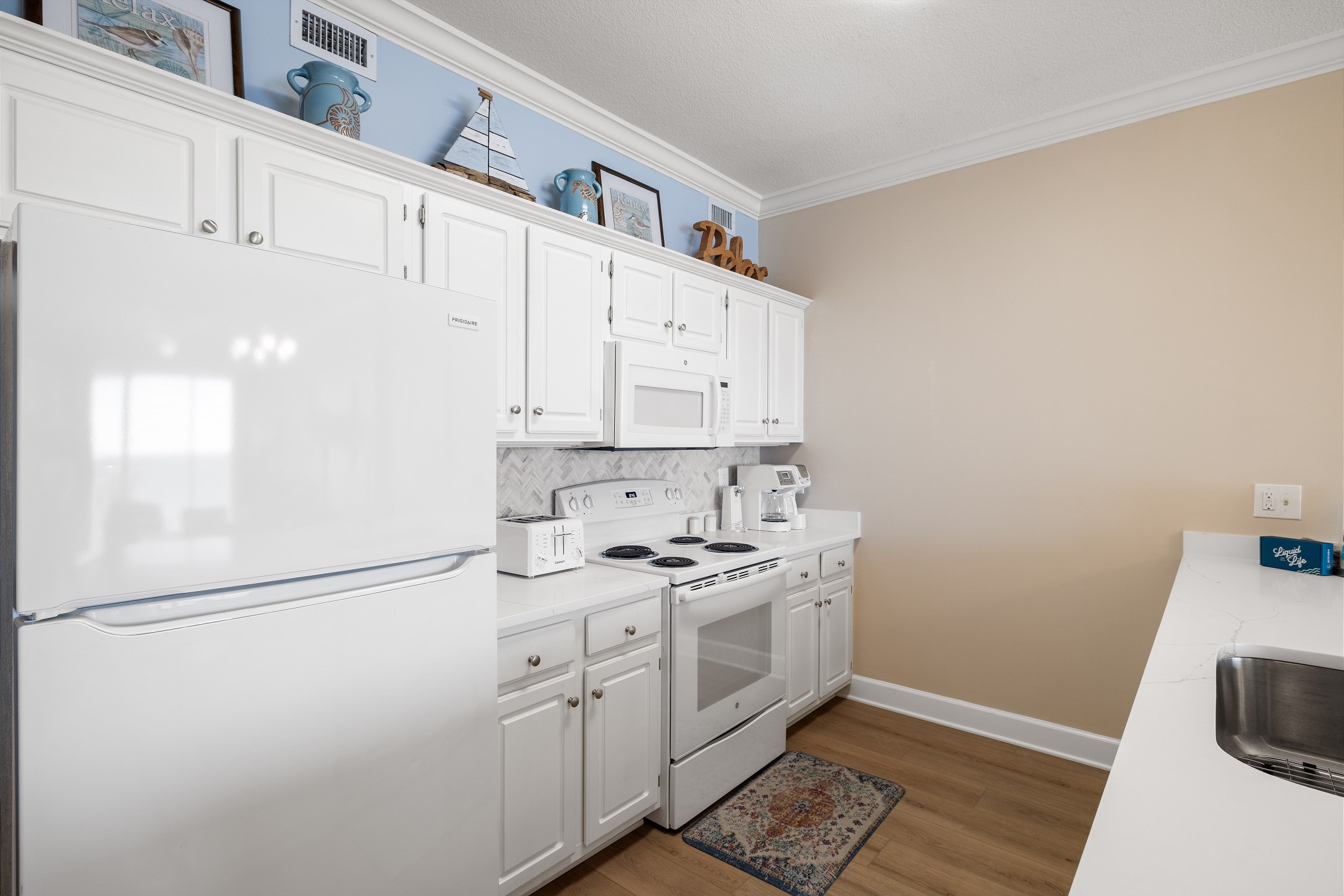 Regency Isle 603 | Photo 3