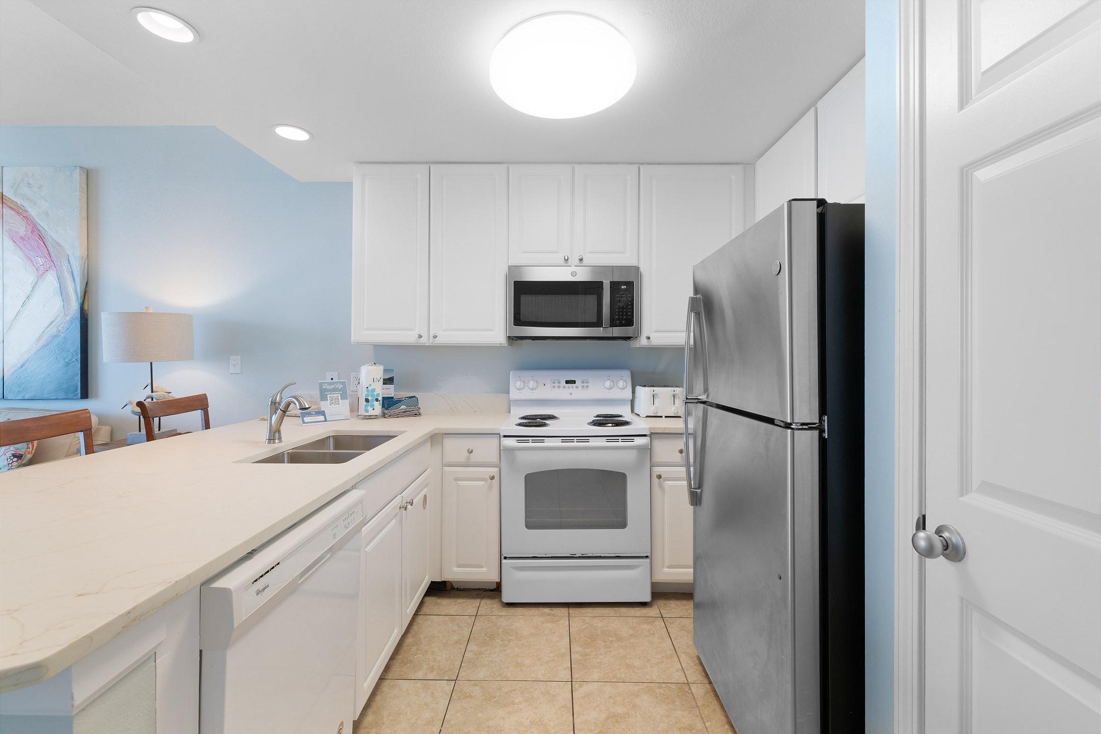 Lighthouse 1016 | Photo 3