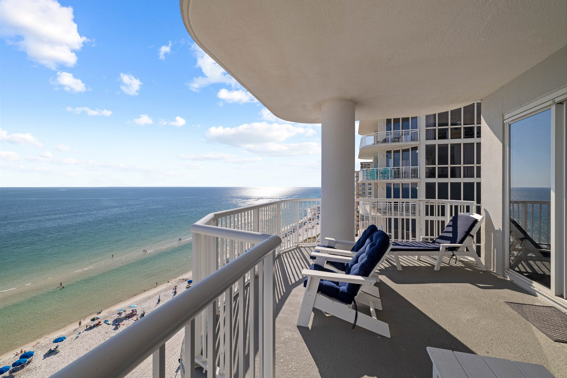 Island Royale 506 Penthouse 2
