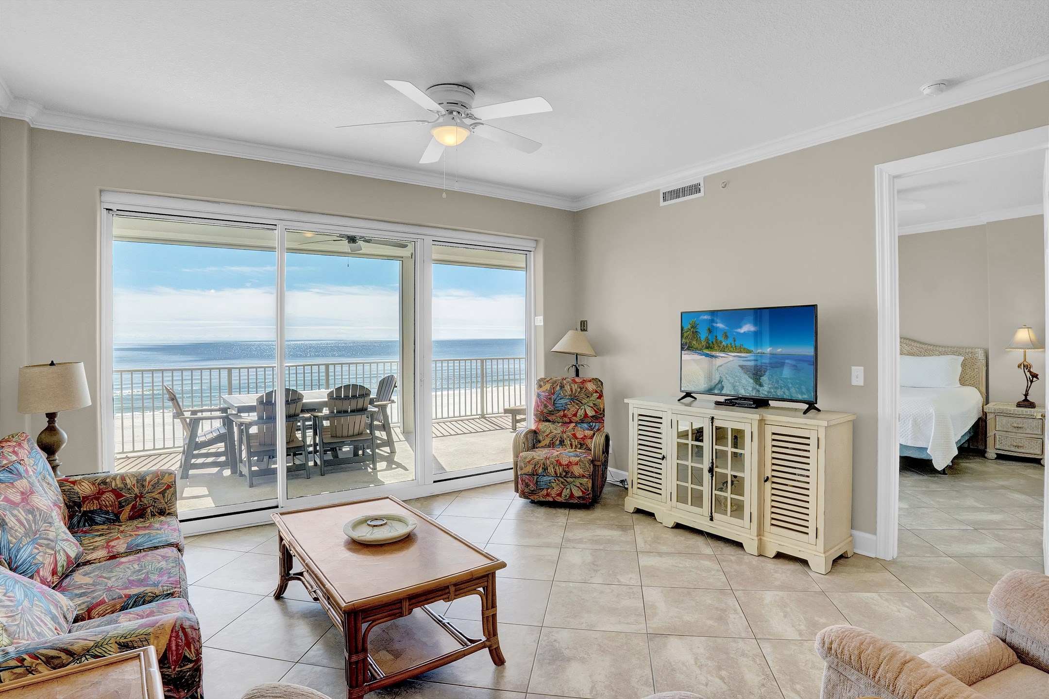 Regency Isle 405 | Photo 1