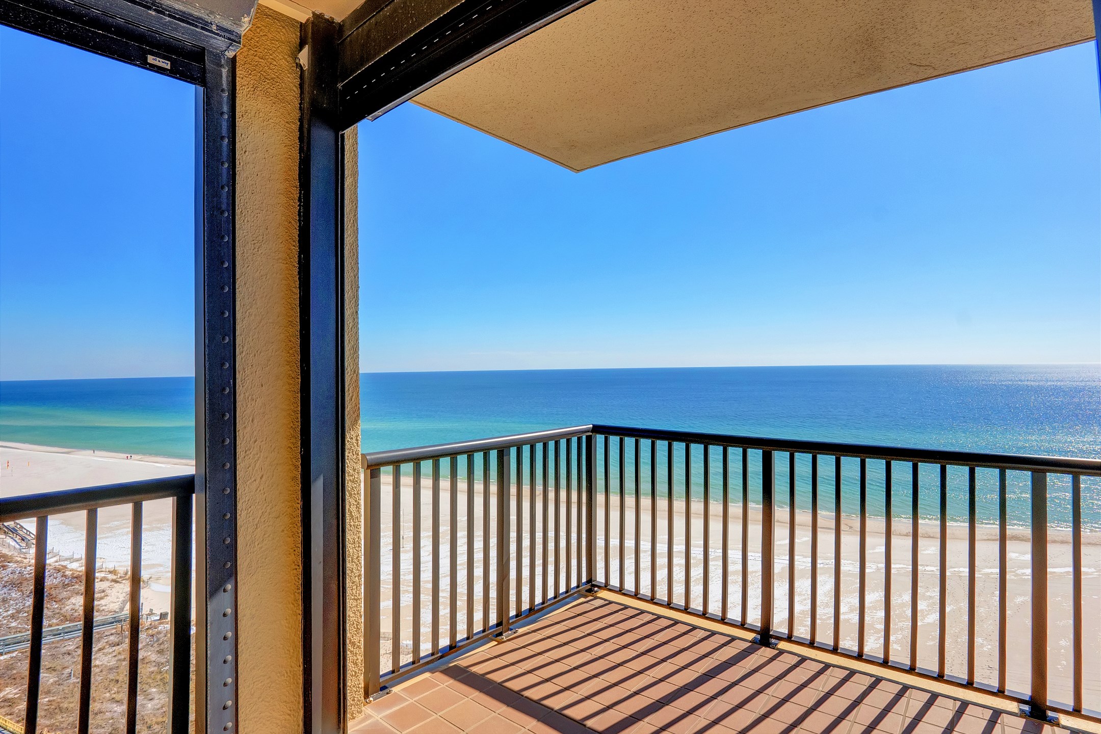 Romar House 1001B | Photo 3