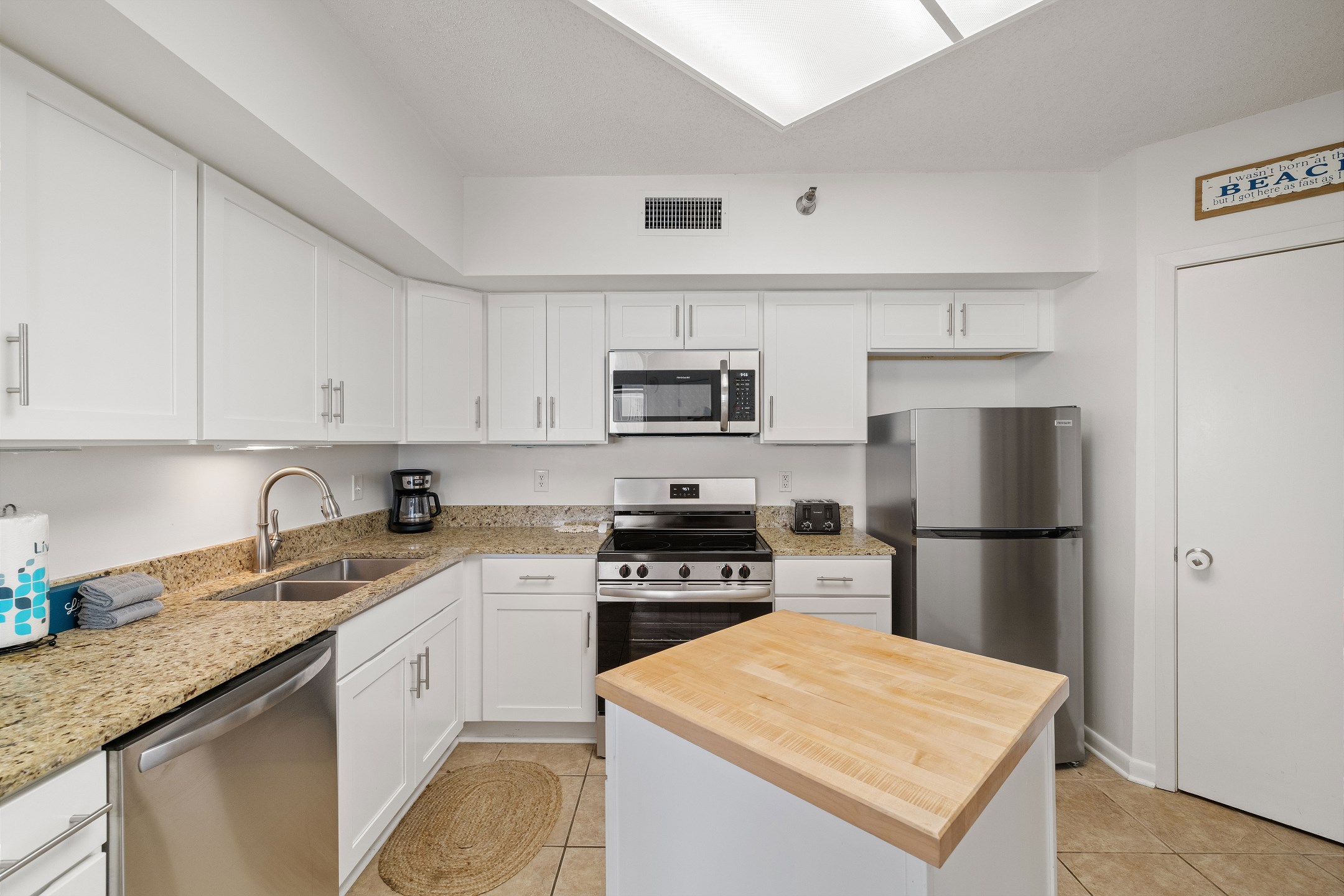 Bluewater 301 | Photo 3