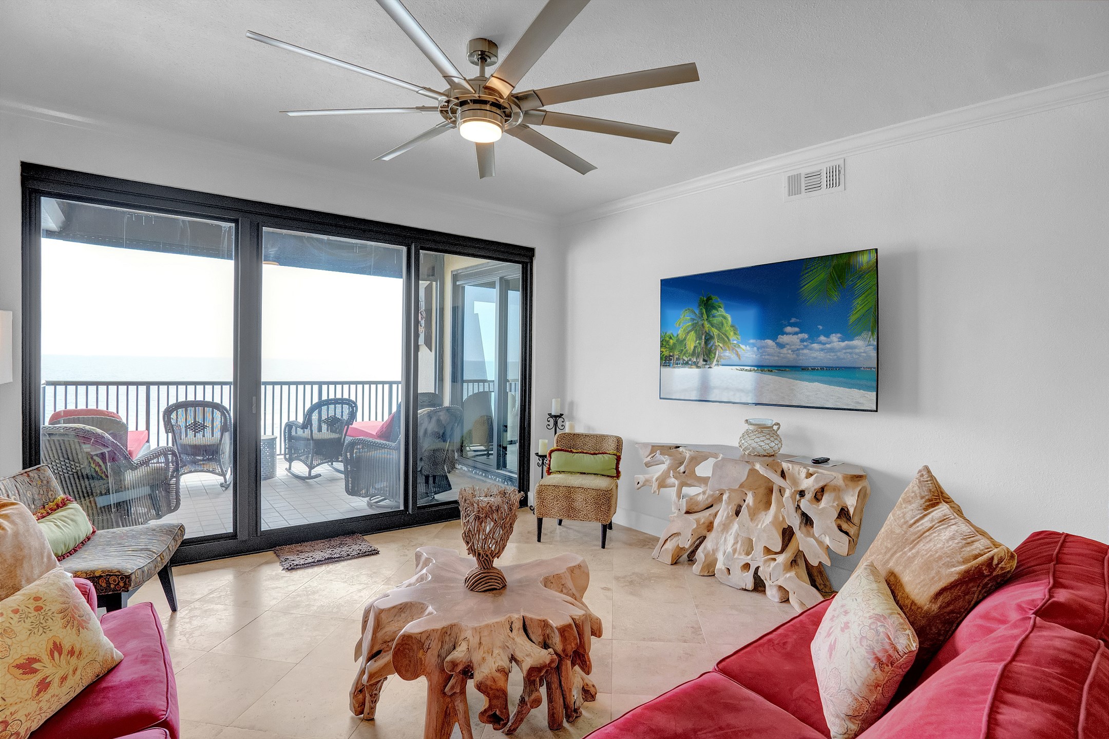 Romar House 706B | Photo 1