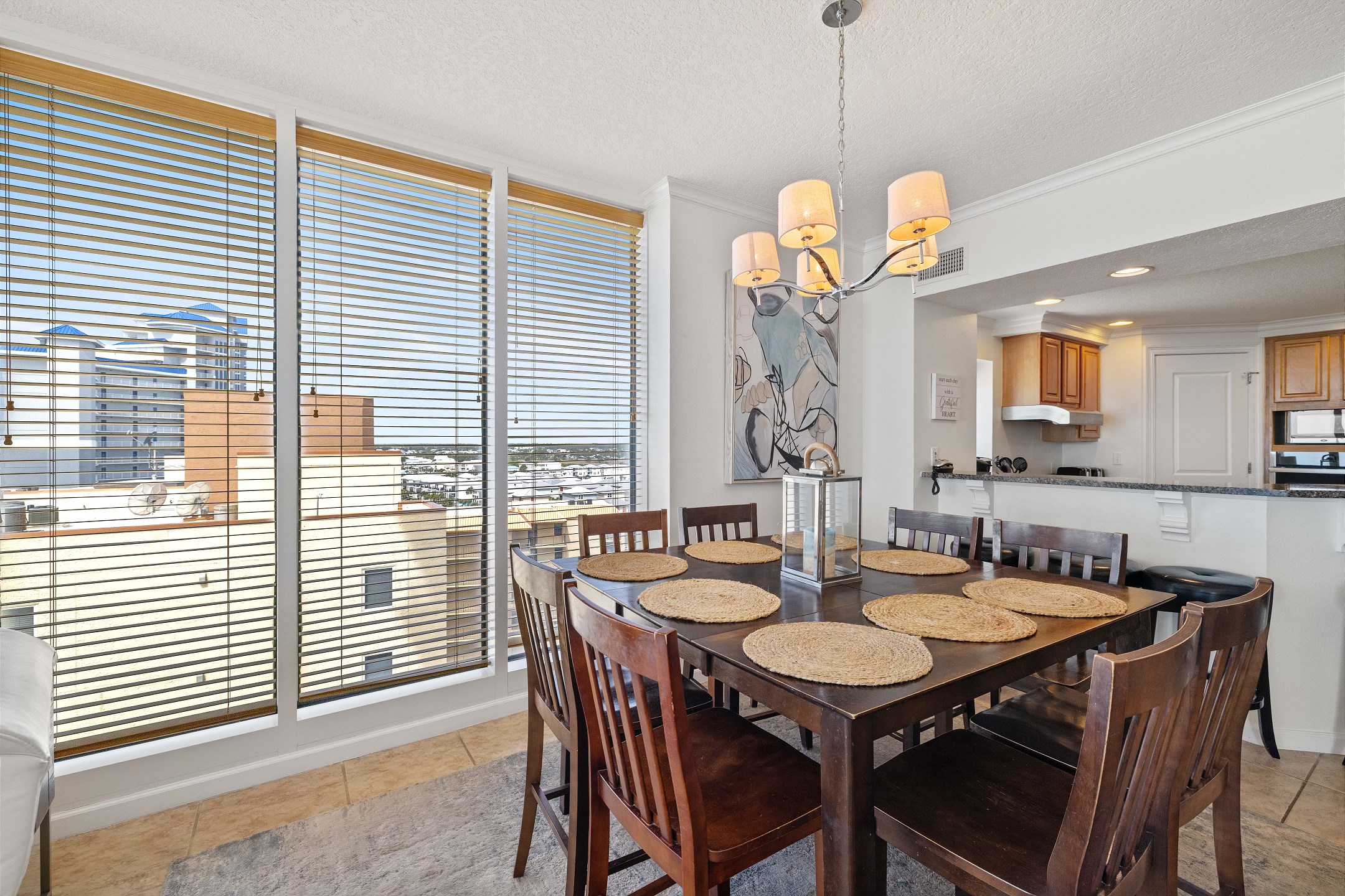 The Colonnades 903 4