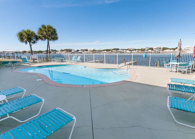 Dolphin Harbor 3C