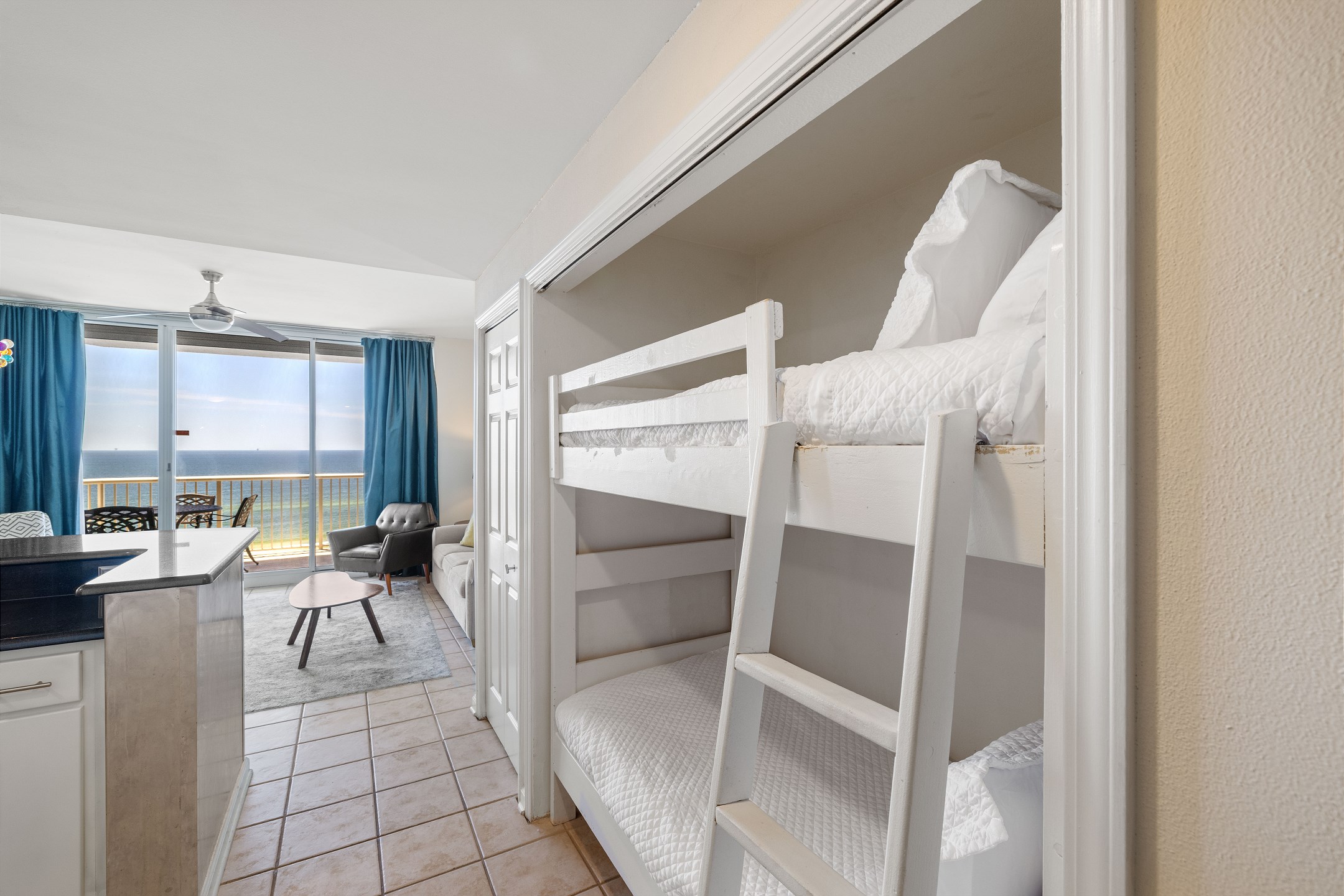 The Beach Club 909D 6