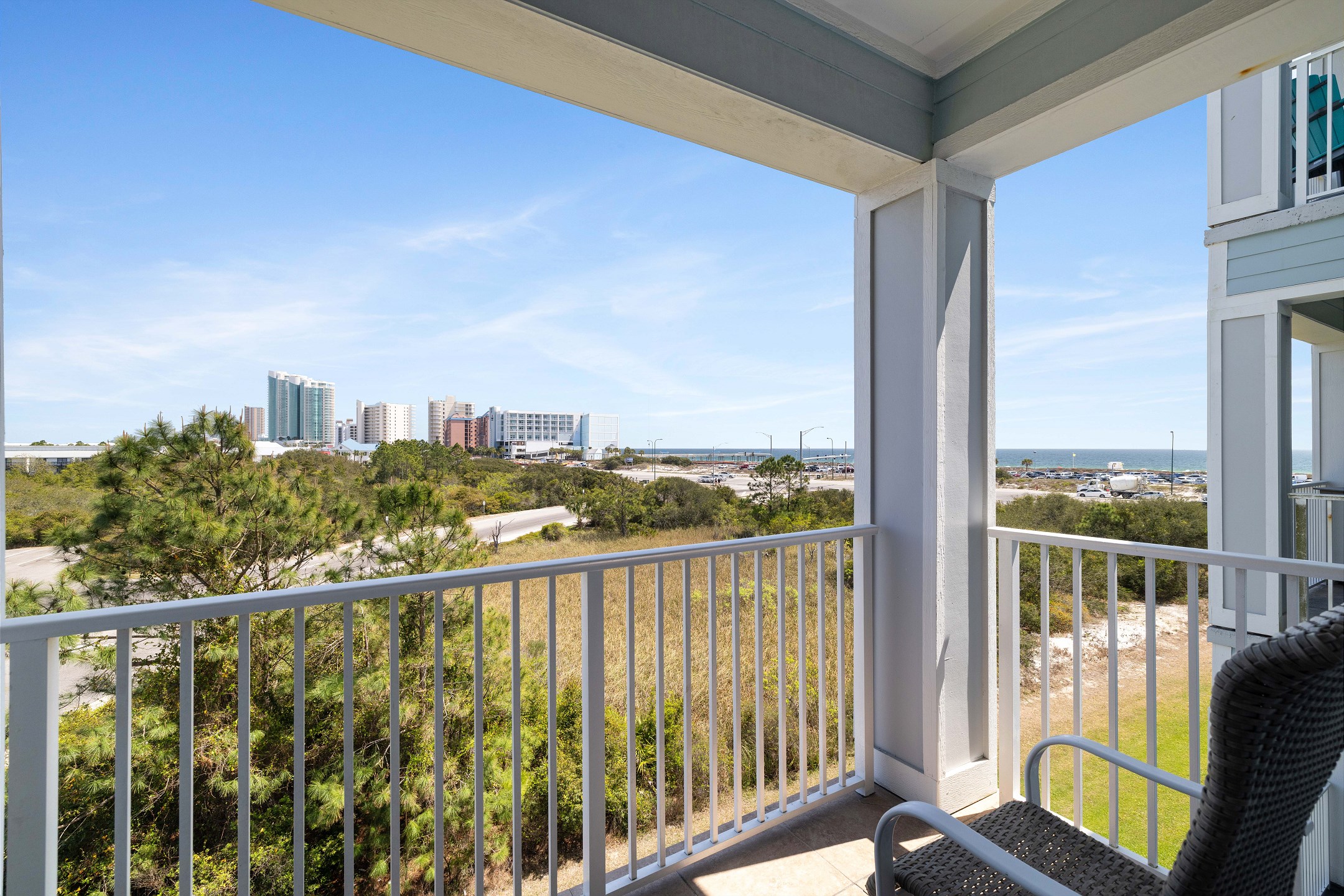 Grand Caribbean 325 2