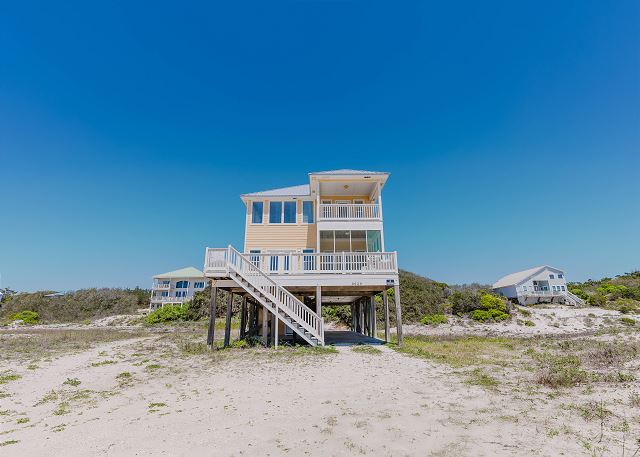 Bubbas Beach House | Photo 2