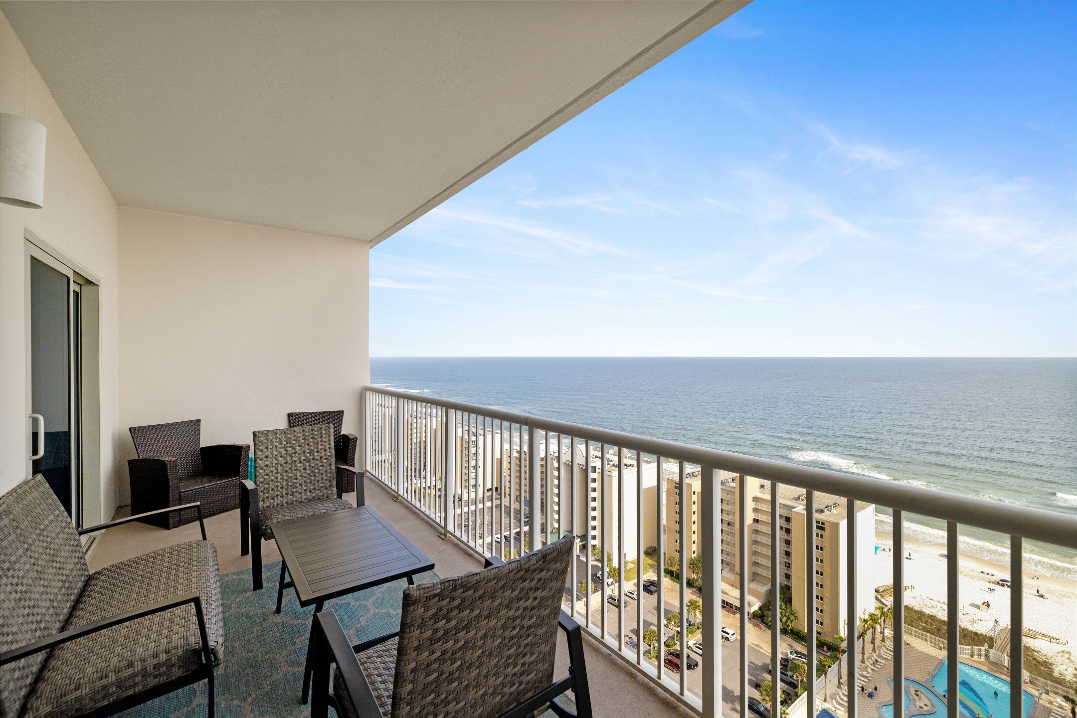 Crystal Tower 2007 | Photo 2