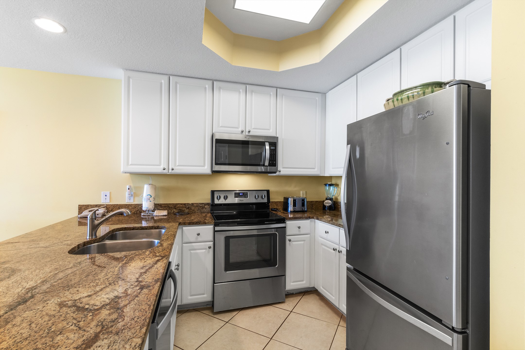 Lighthouse 407 | Photo 3