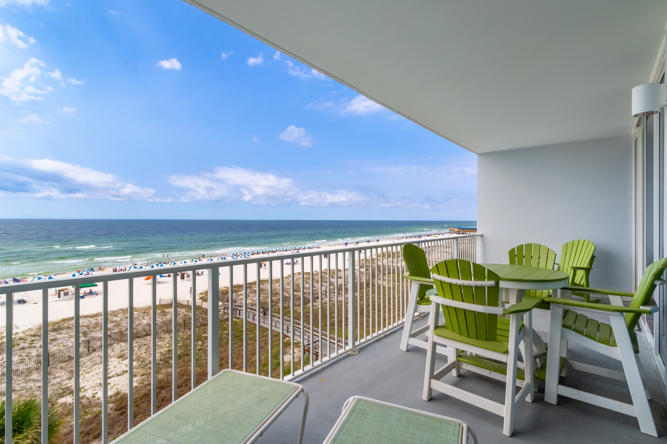 Lighthouse 407 | Photo 2