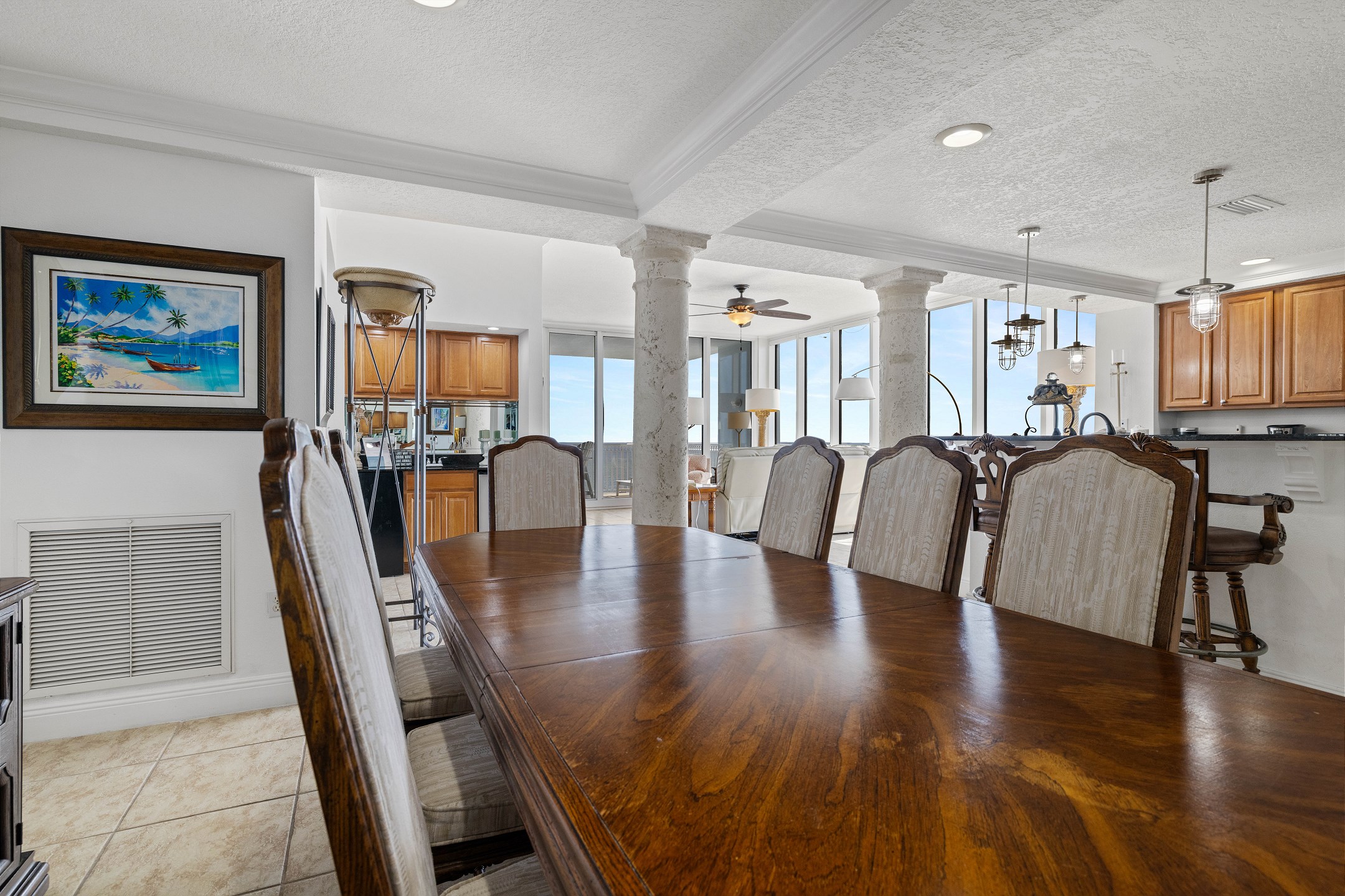 The Colonnades 2102 3