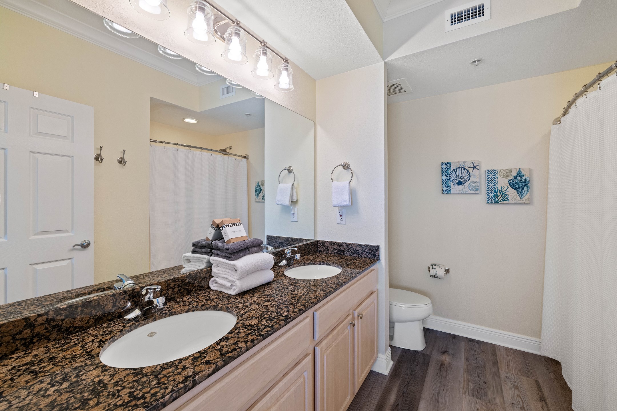 Crystal Tower 1606 6