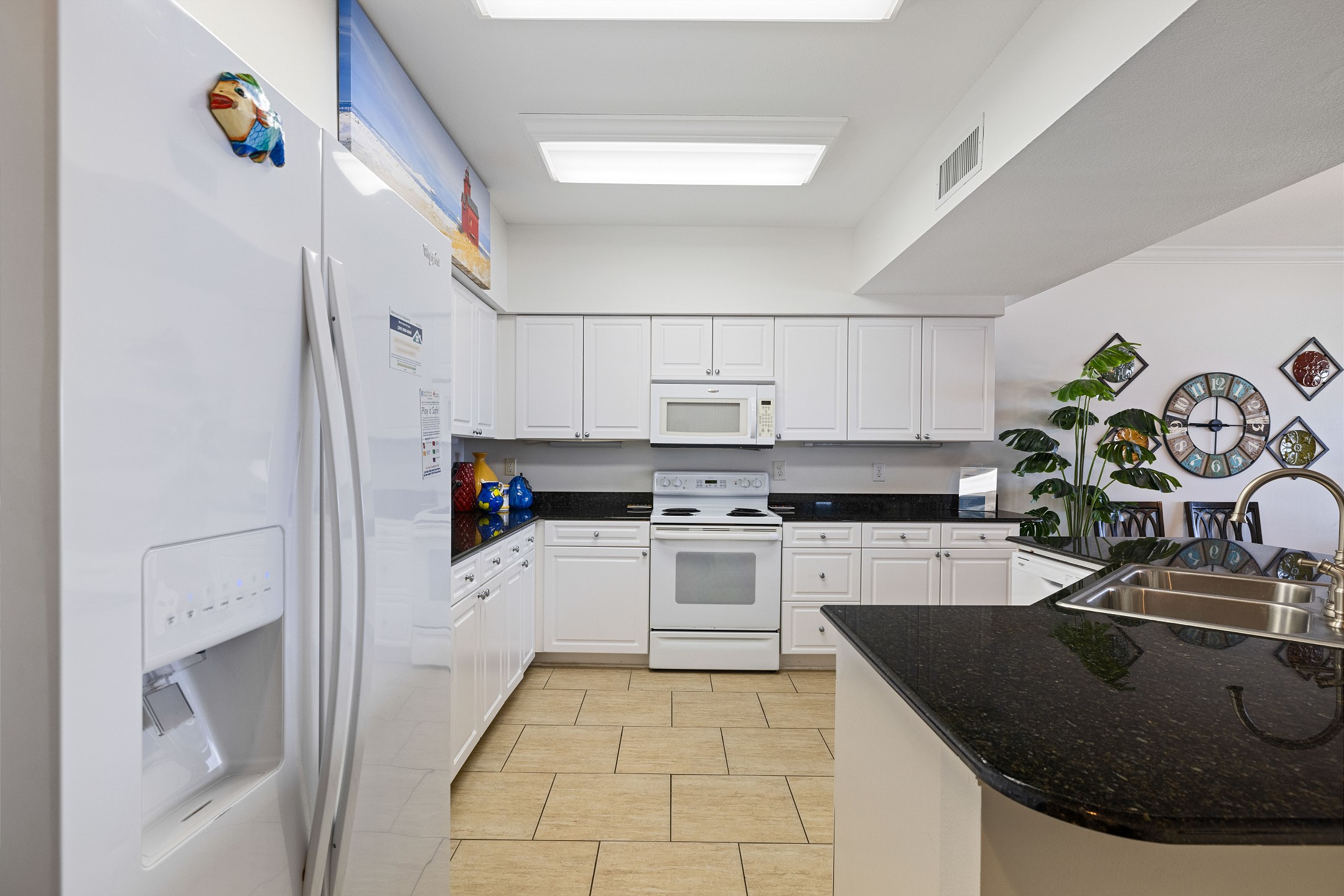 Admiral's Quarters 303 | Photo 3