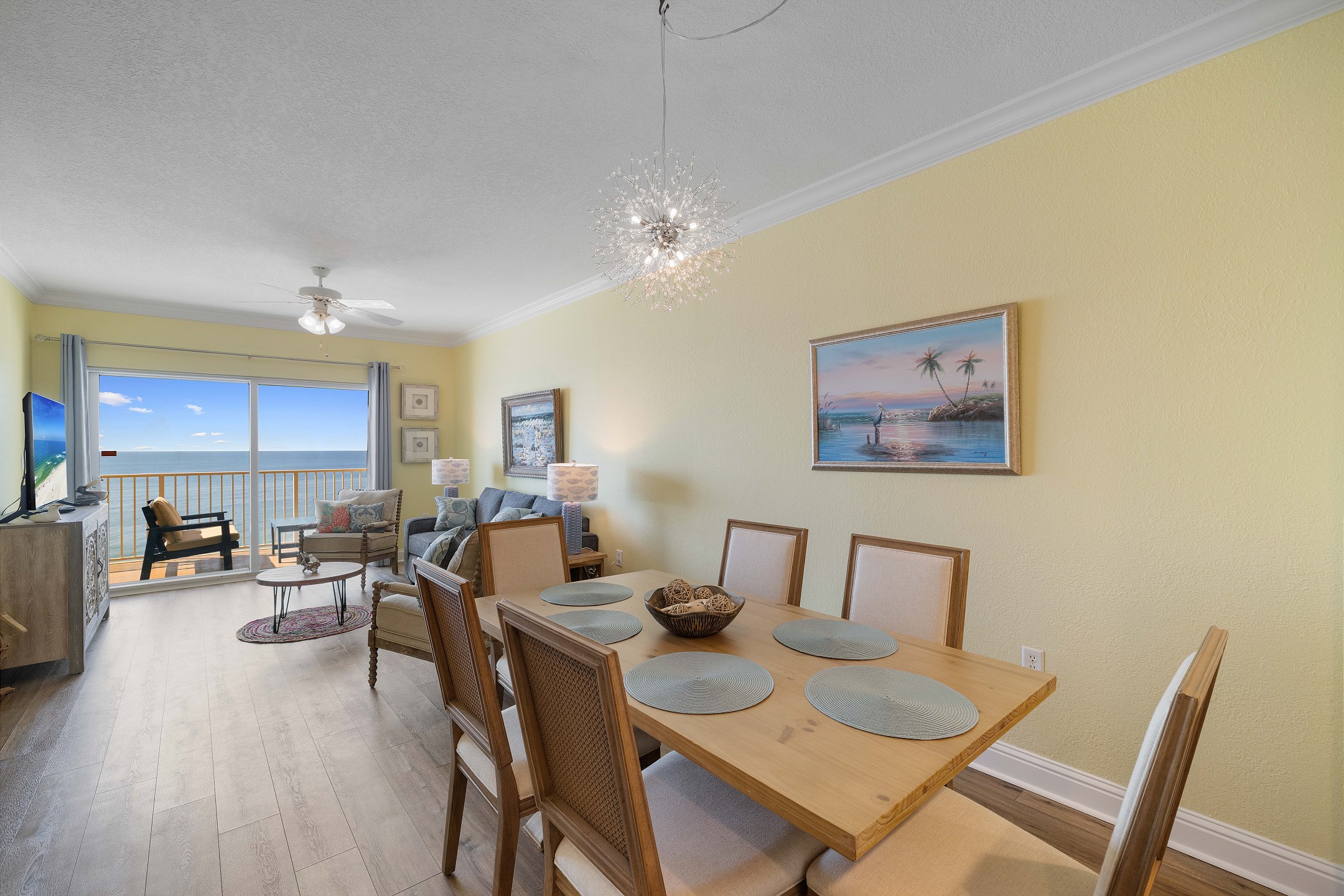 Crystal Shores 905 4