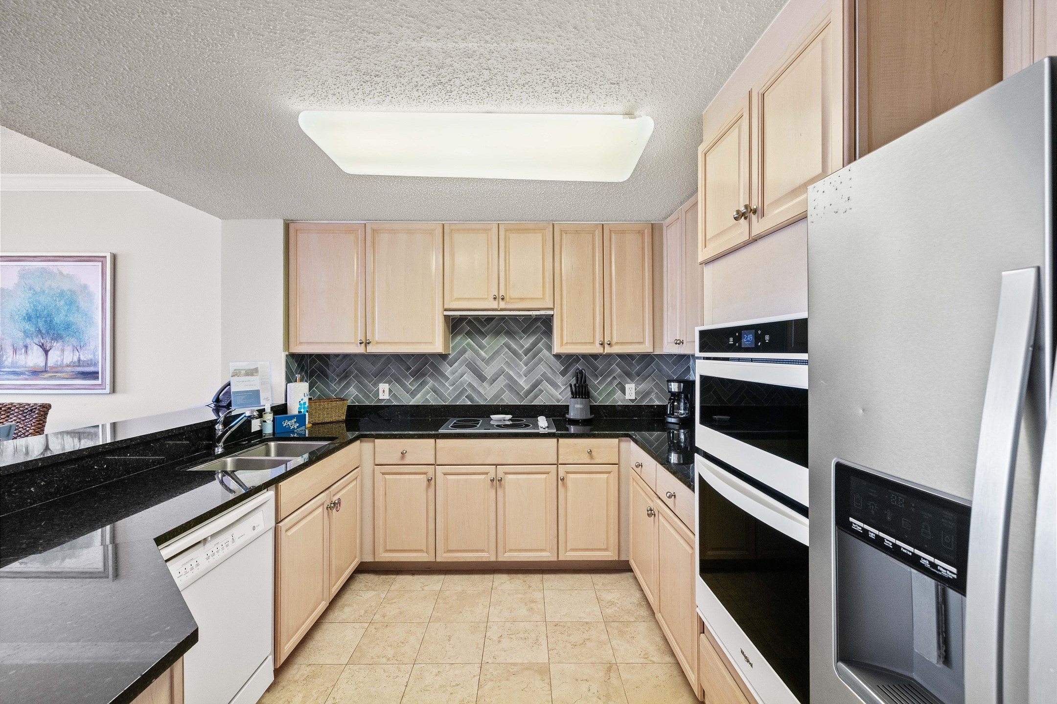 The Beach Club 1904B 3