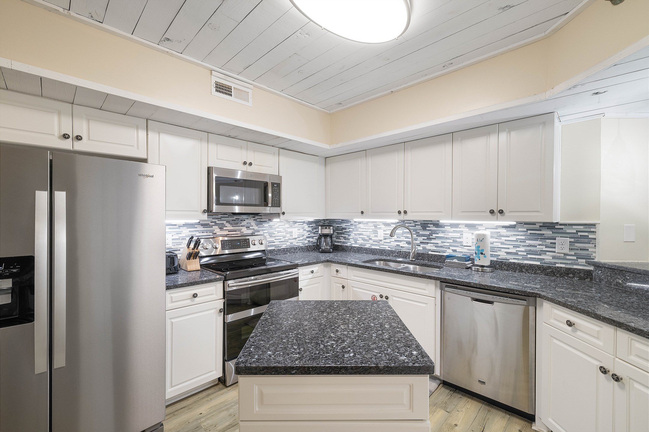 Windward Pointe 1102 | Photo 3