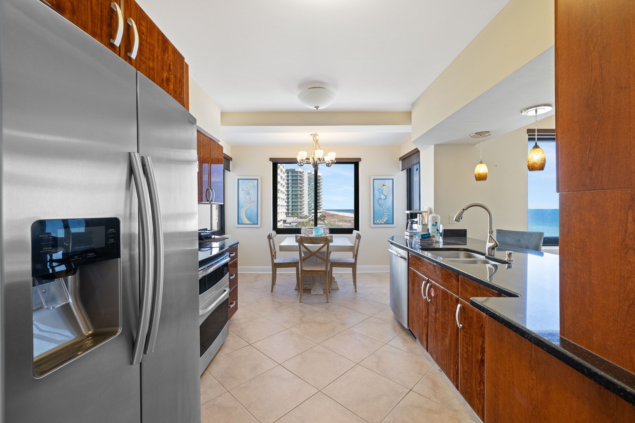 Broadmoor 401 | Photo 3