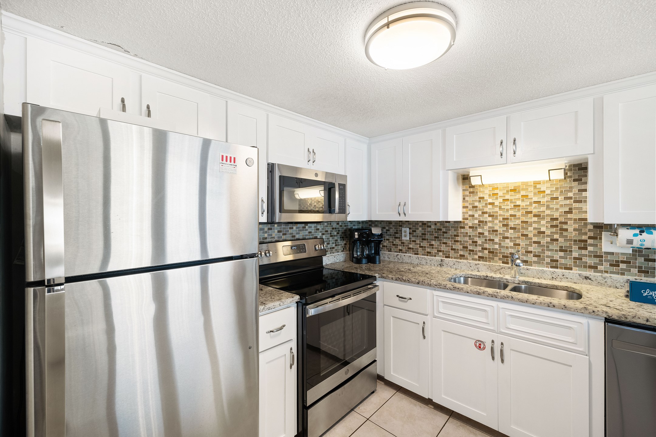 Island Winds West 670 3