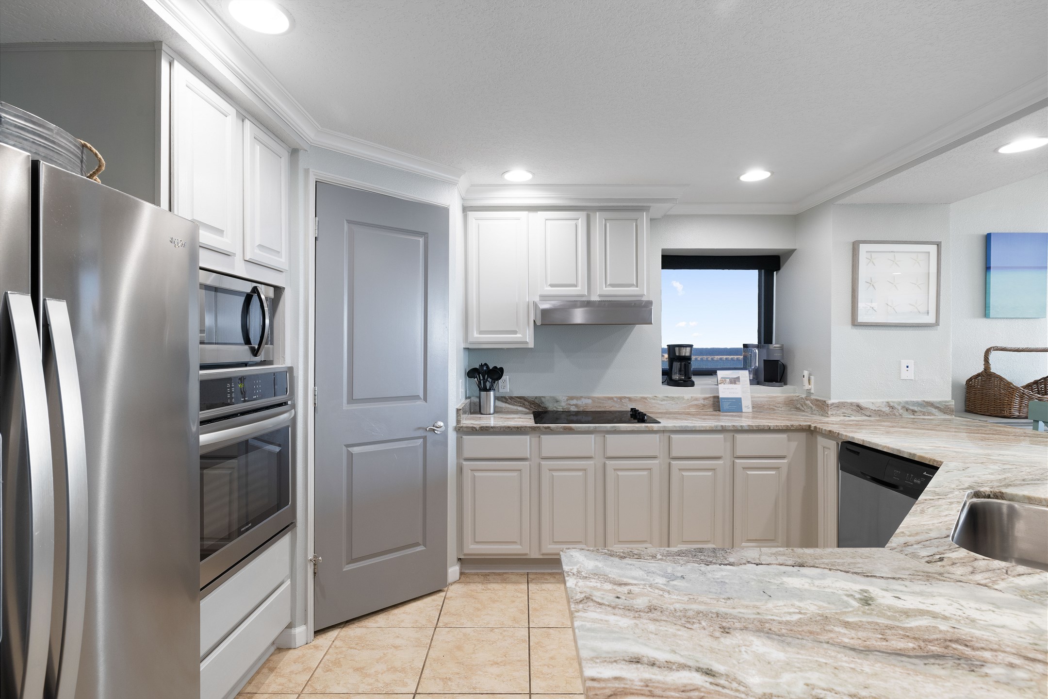 The Colonnades 701 | Photo 3