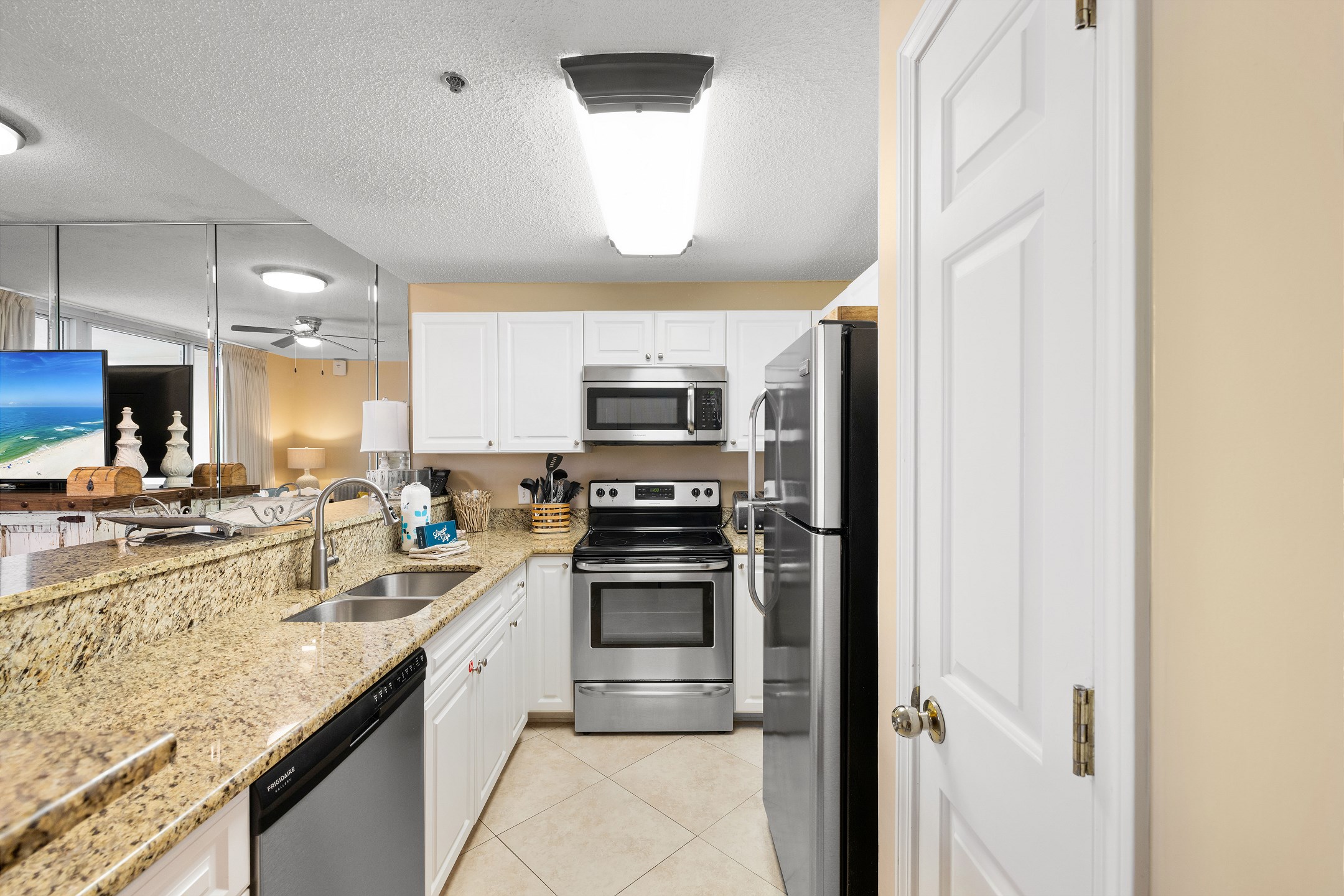 The Beach Club 302C 3