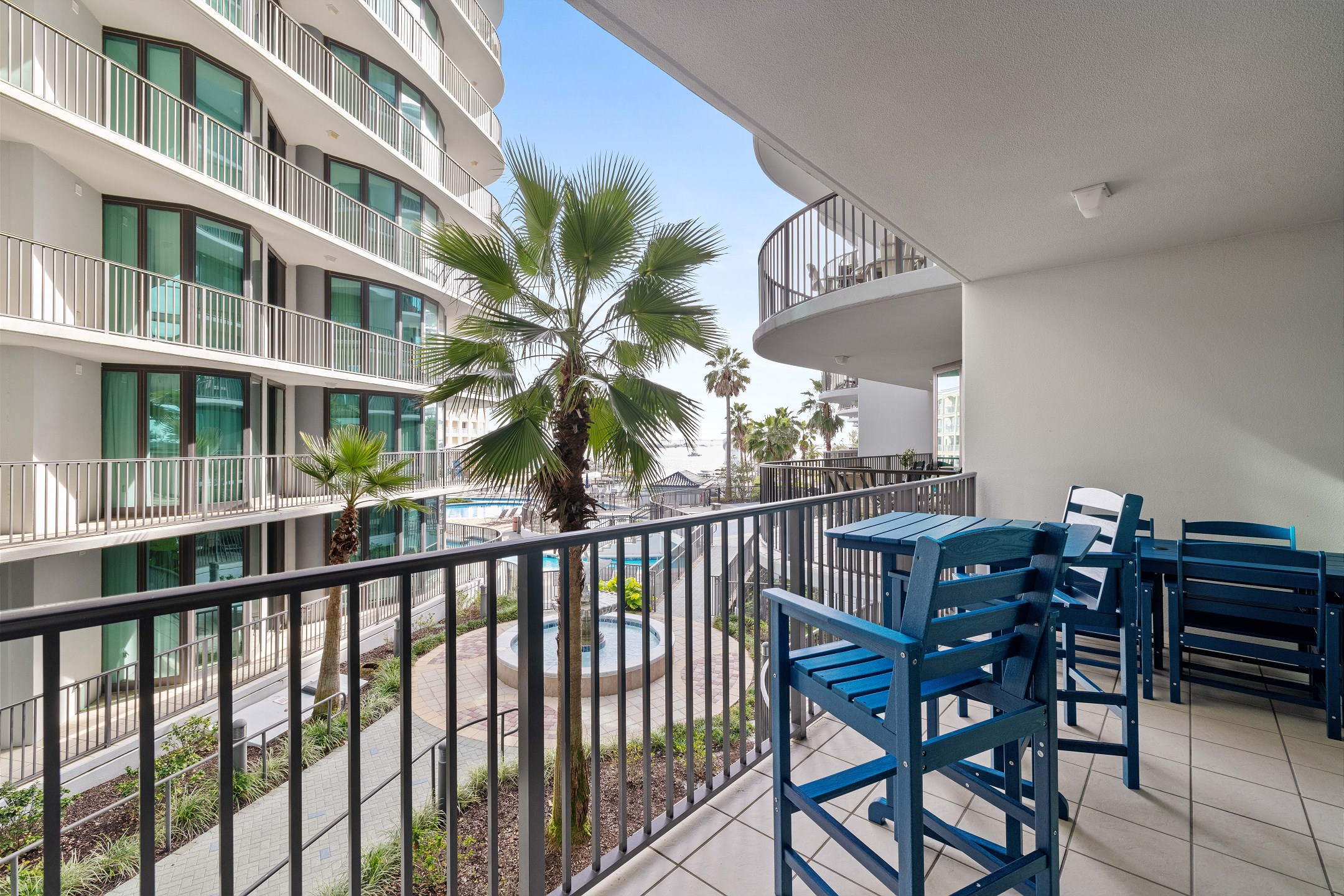 Lighthouse on the Bay 2210 | Photo 2