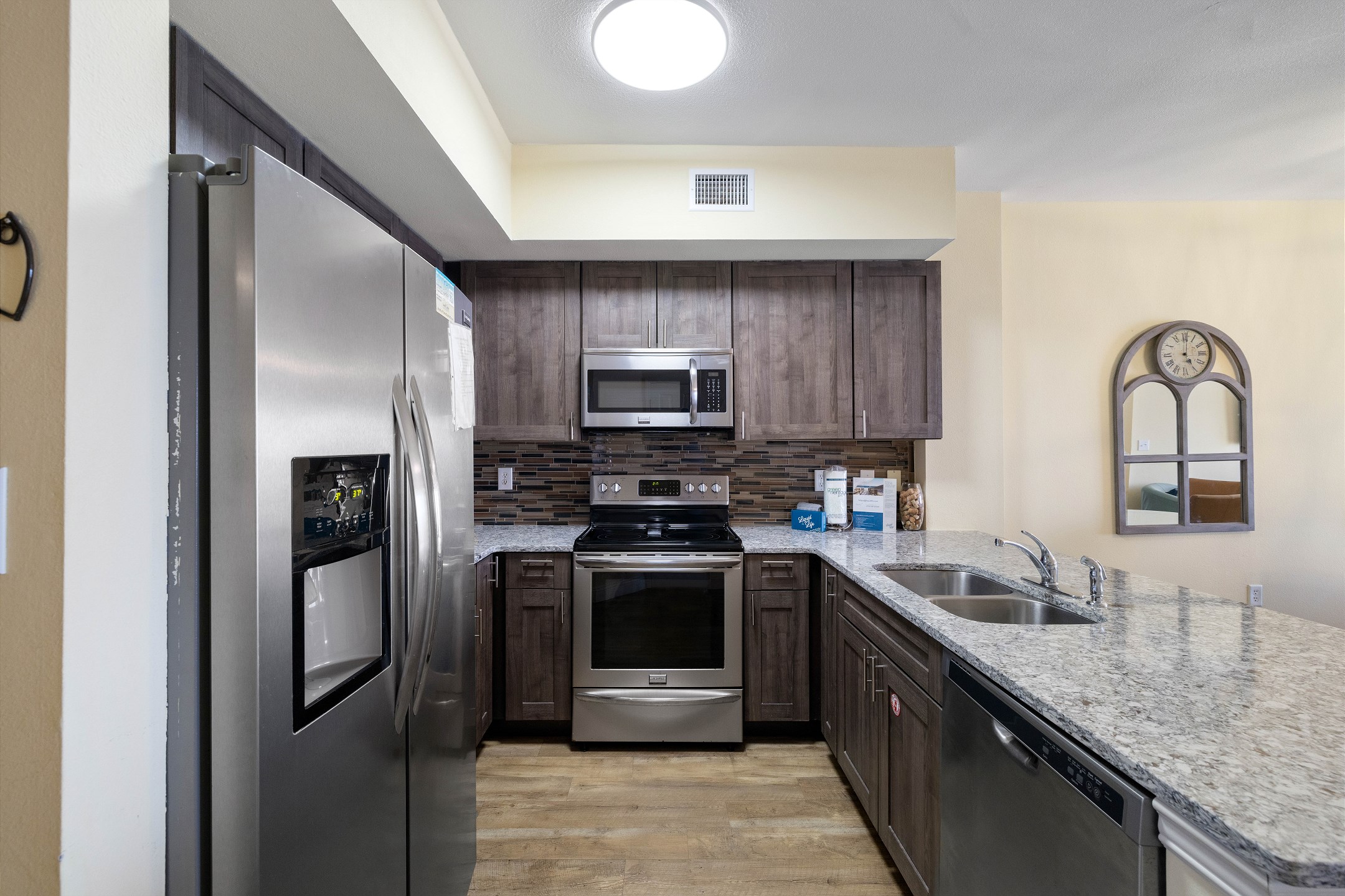 Tidewater 1202 | Photo 3