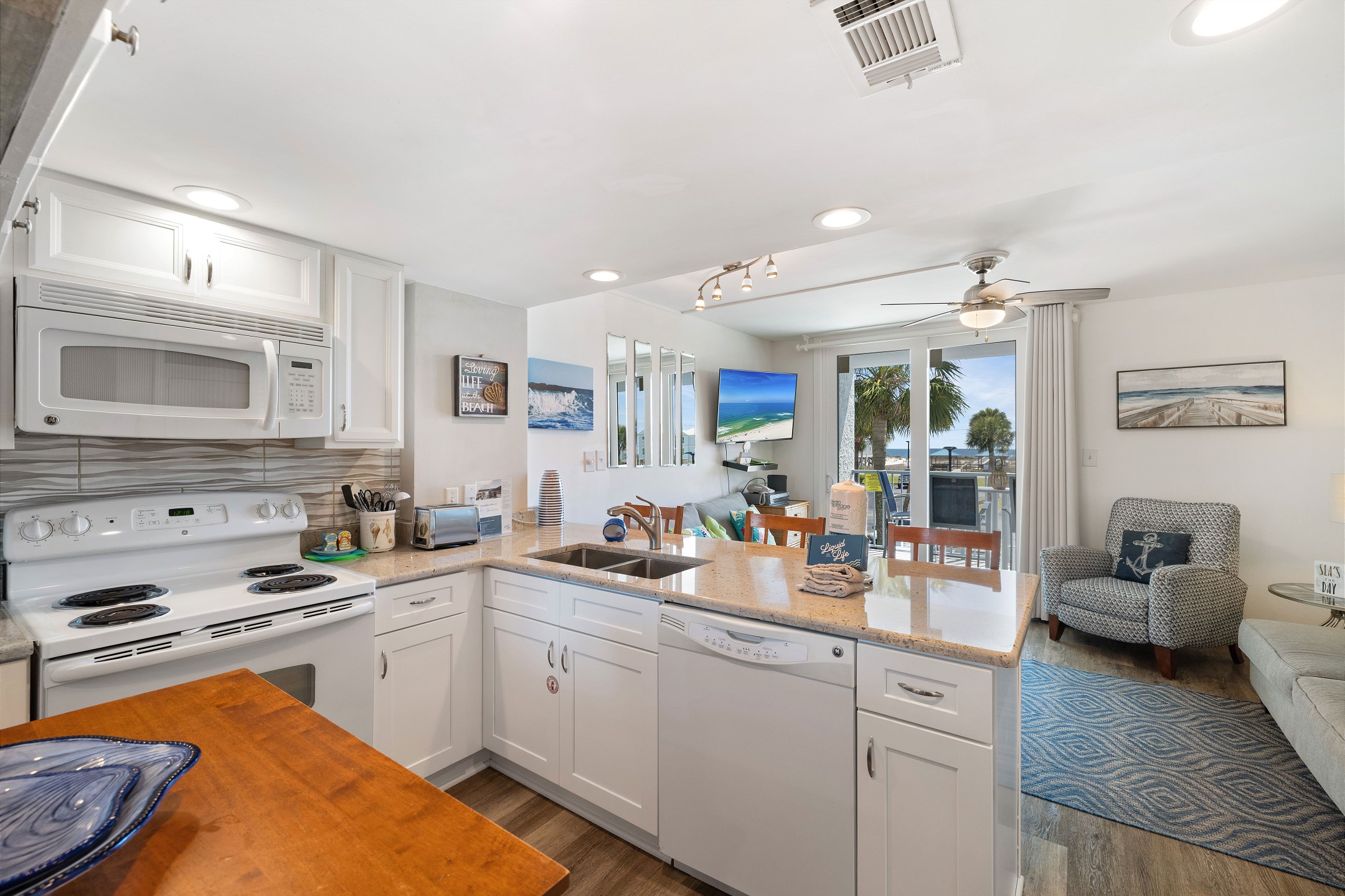 Gulf Shores Surf and Racquet 204A 3