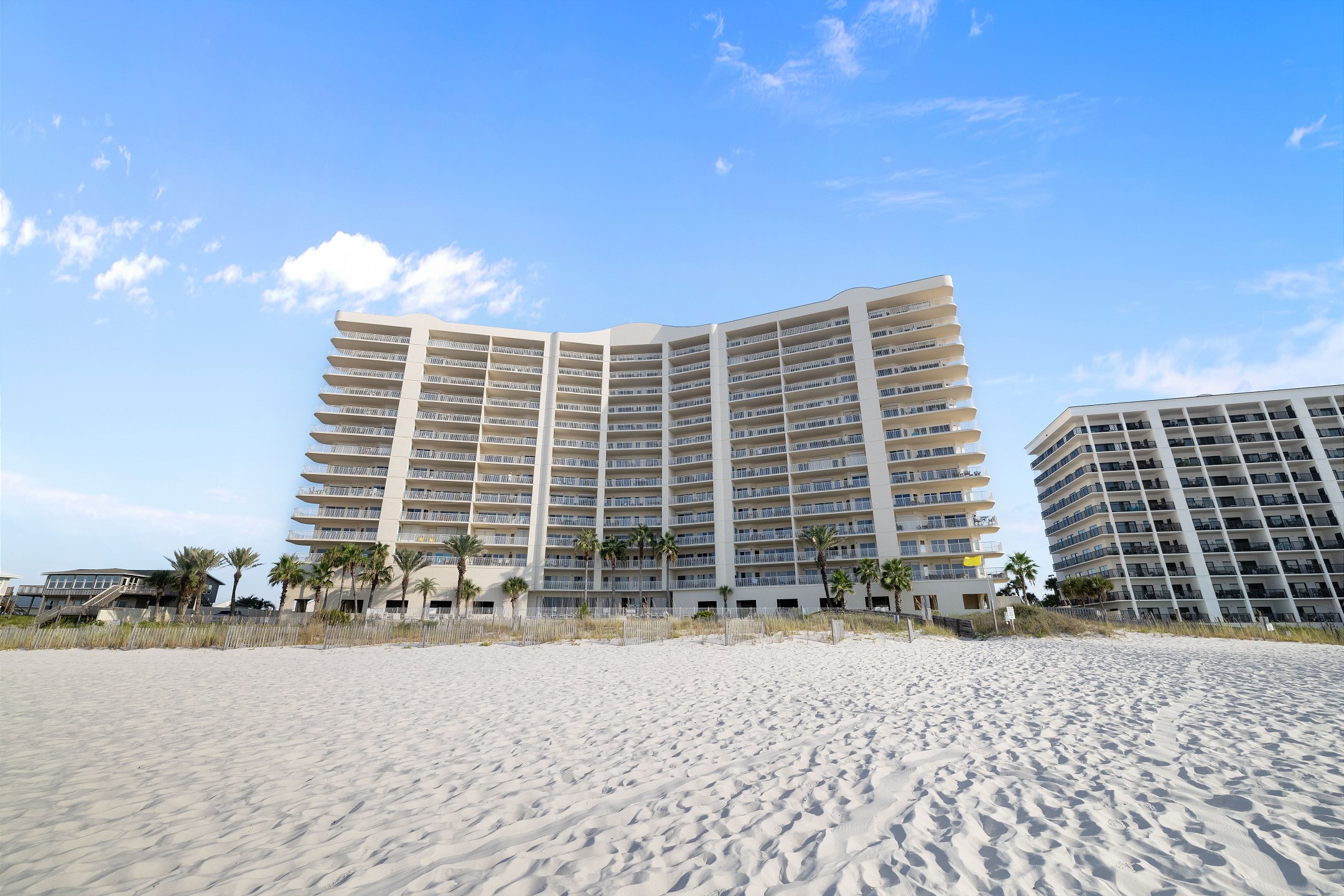 Admiral's Quarters 607 | Photo 3