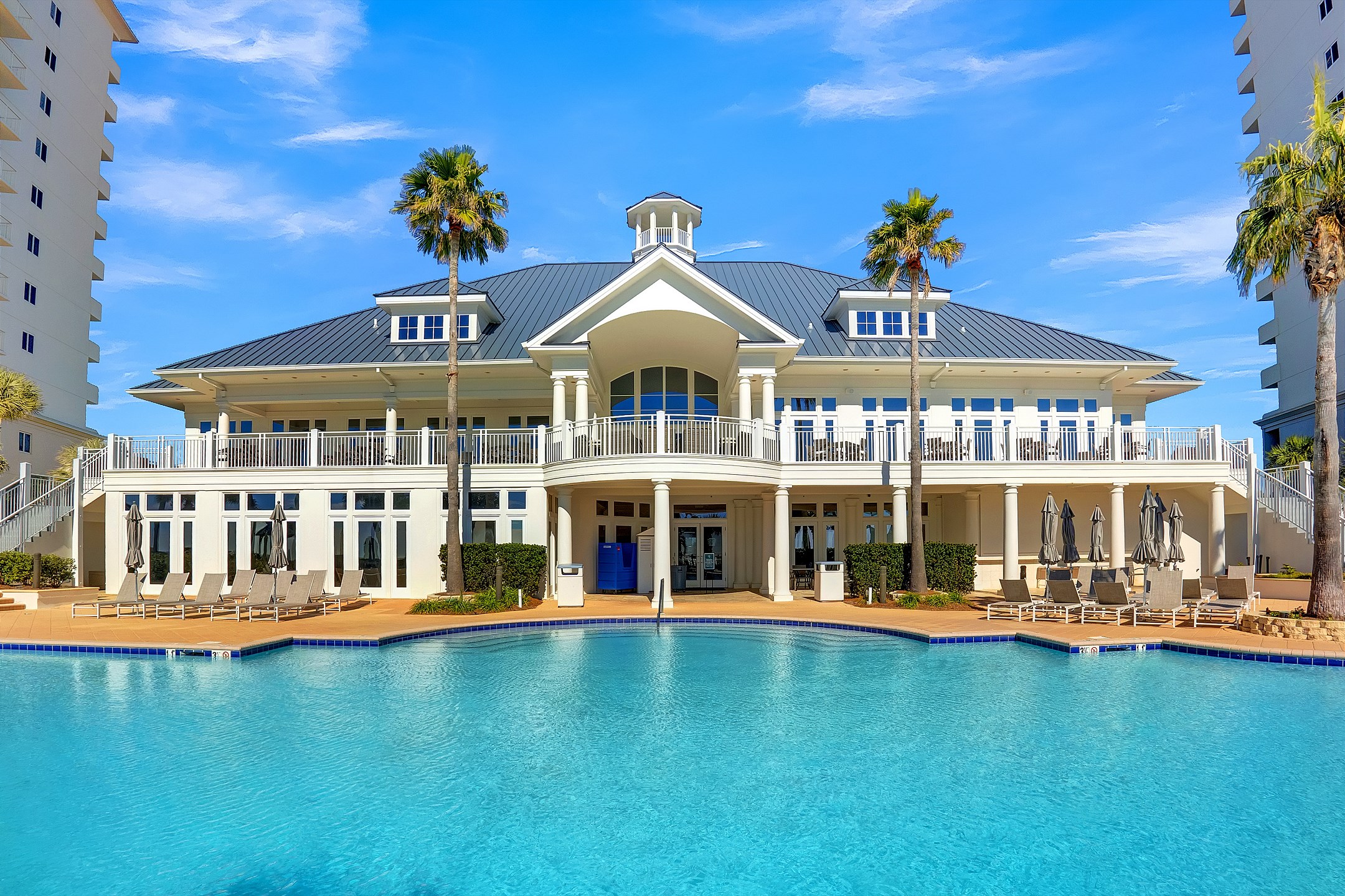 The Beach Club 907C