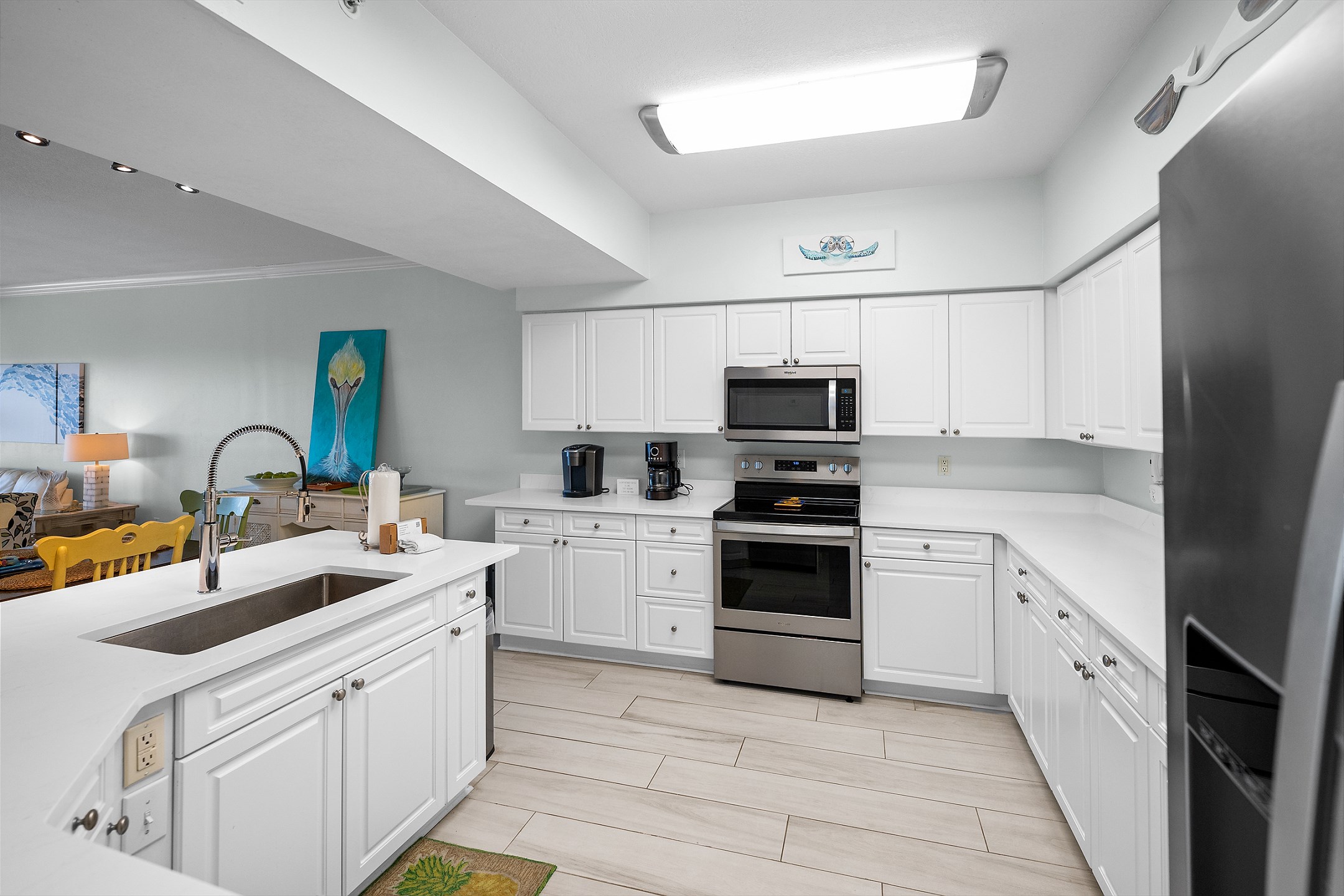 Admiral's Quarters 1202 | Photo 3