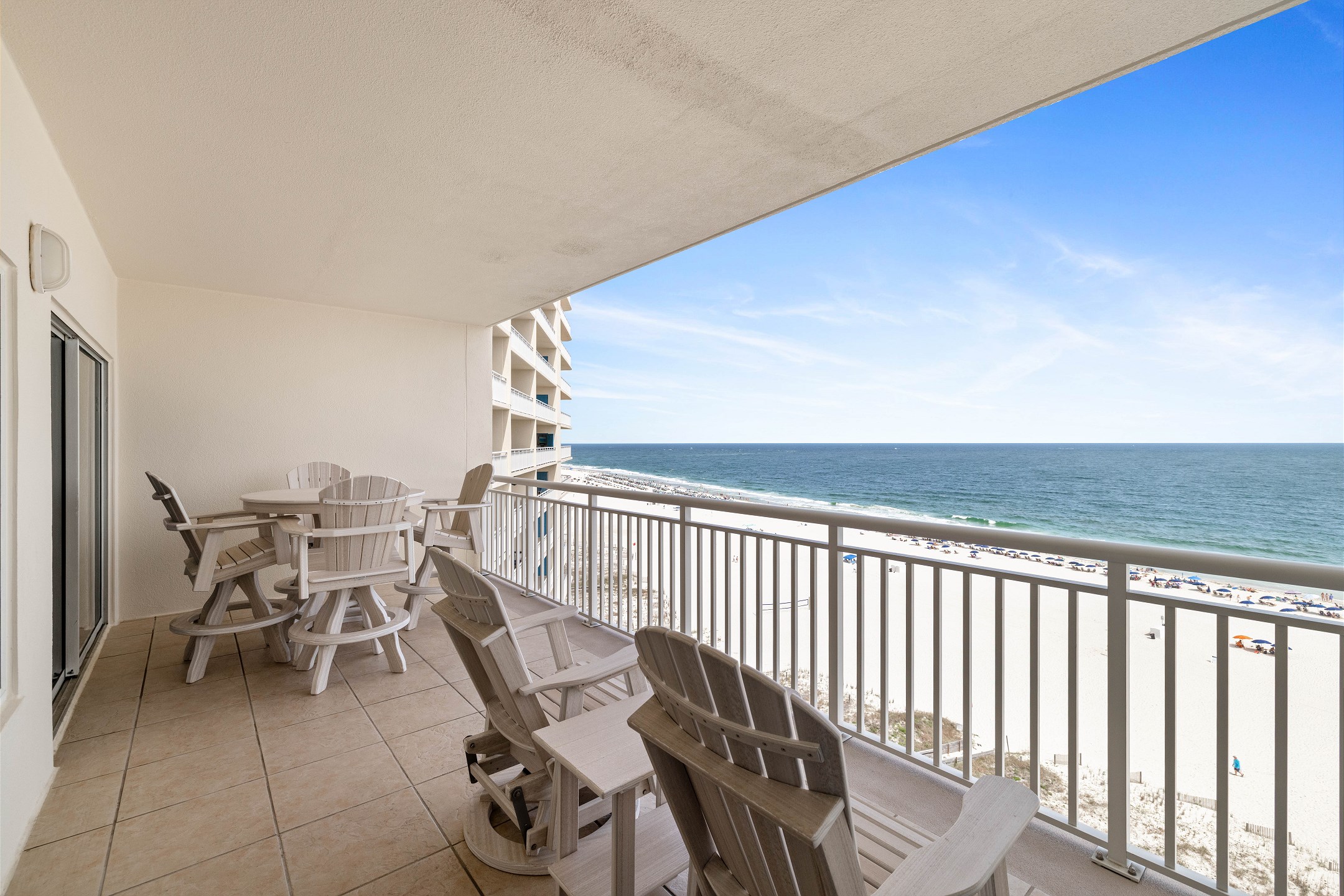 Admiral's Quarters 906 | Photo 2
