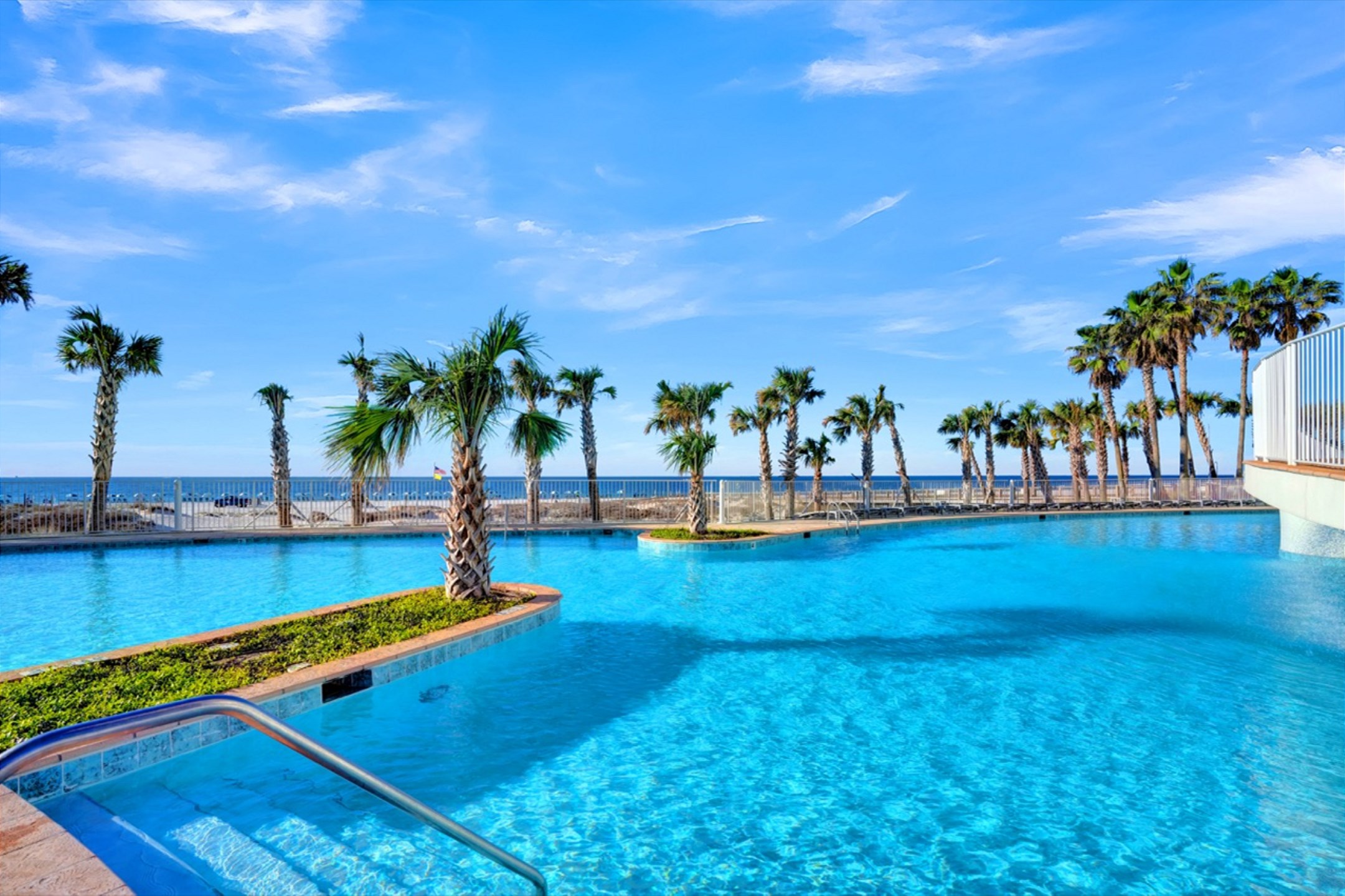 Turquoise Place 1707C | Photo 2