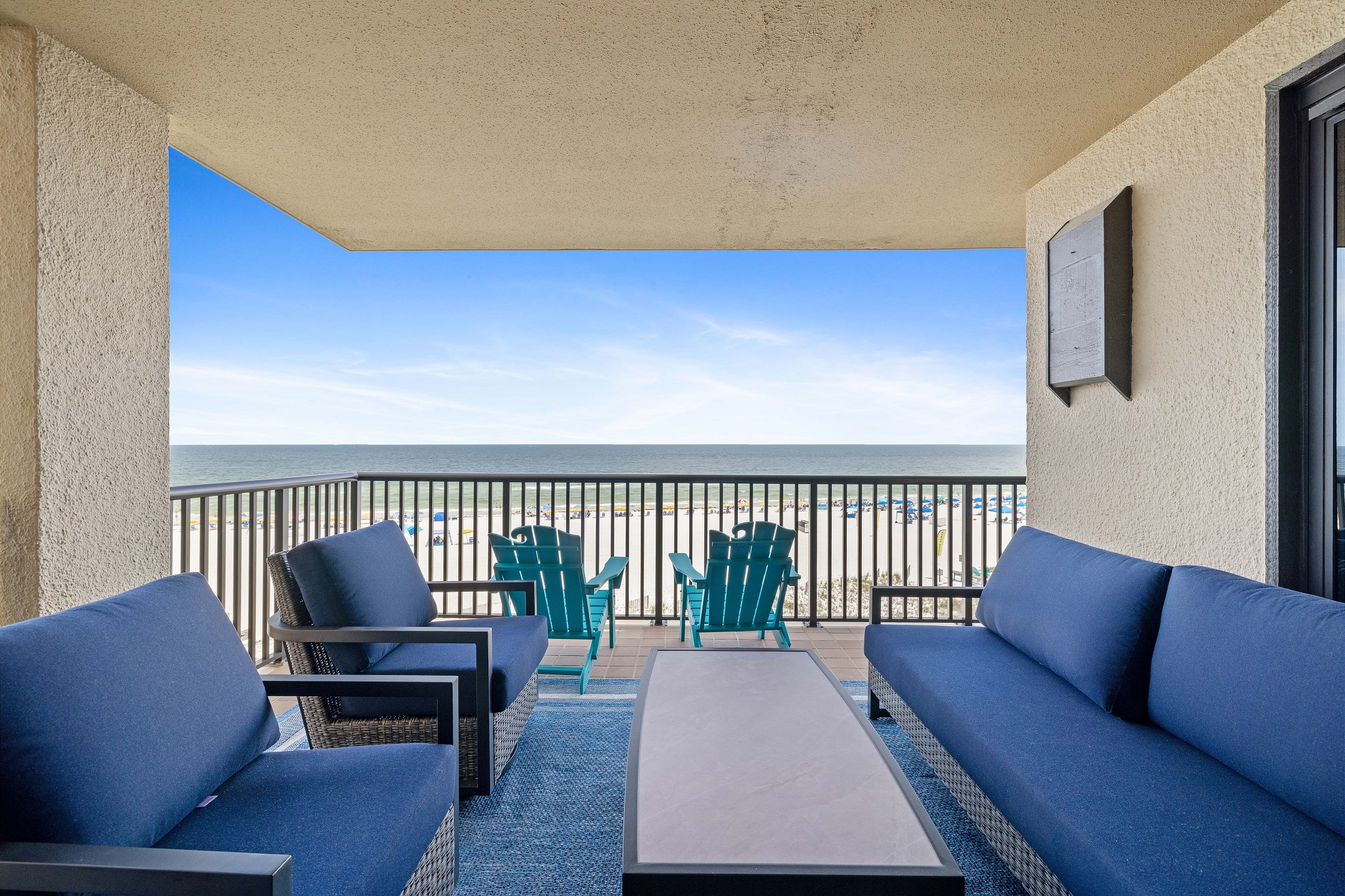 Romar House 404B | Photo 2