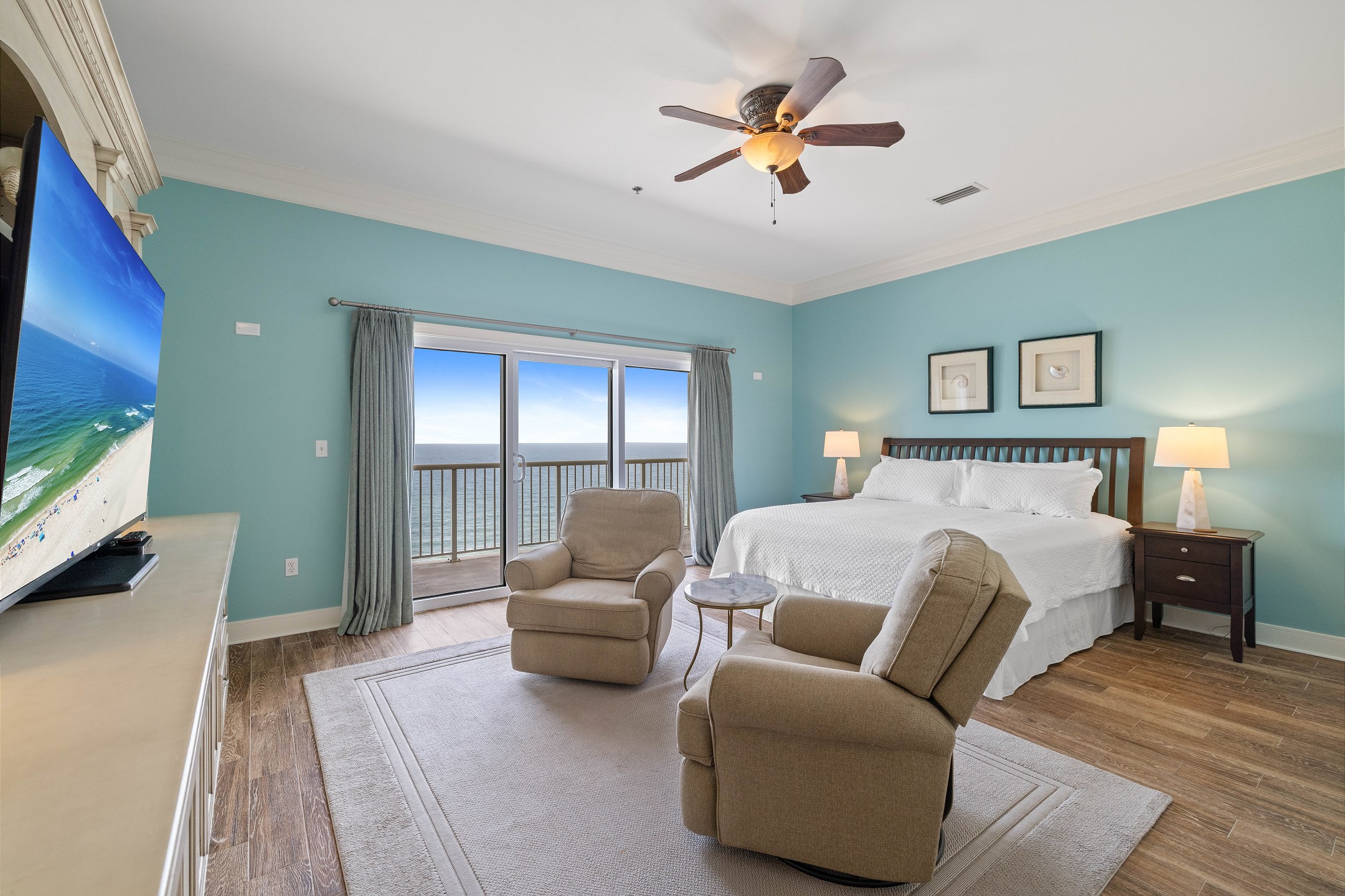 Escapes to the Shores Penthouse 1802 4