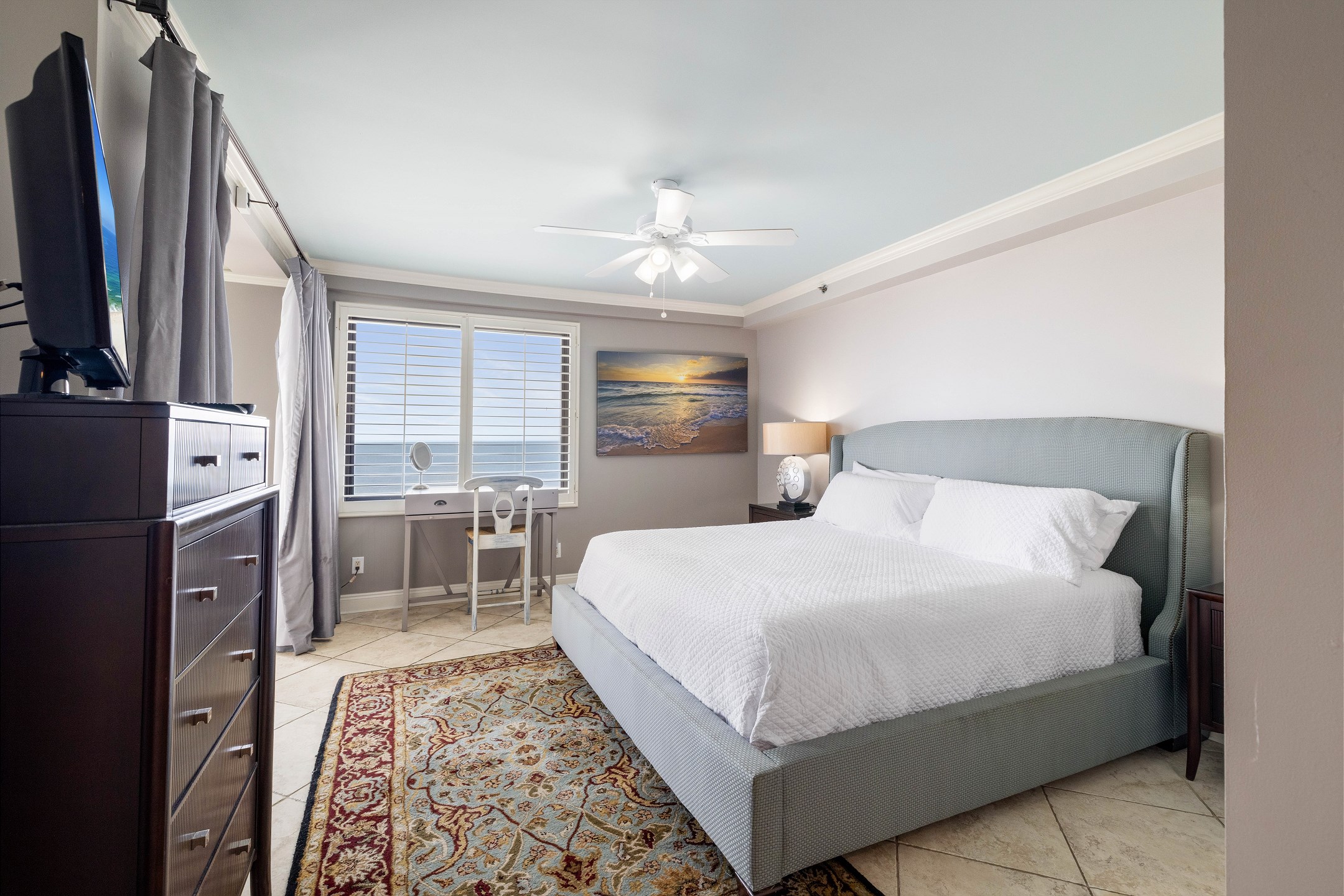 Broadmoor 701 4