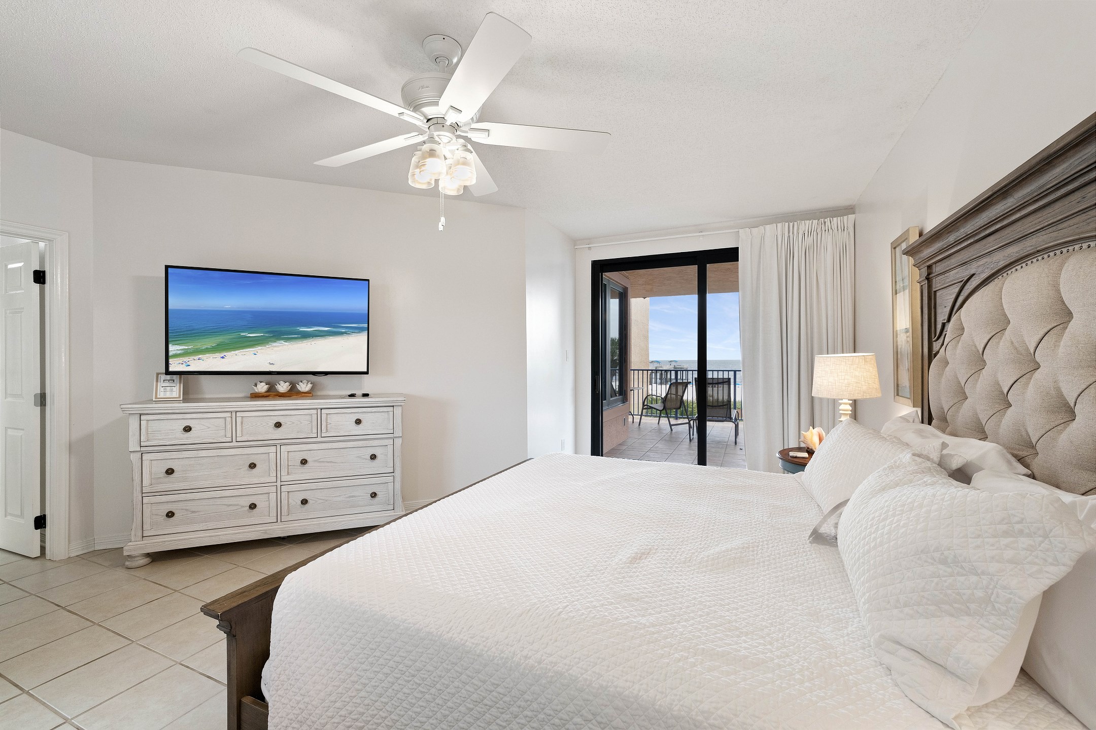 Four Seasons 204W 4