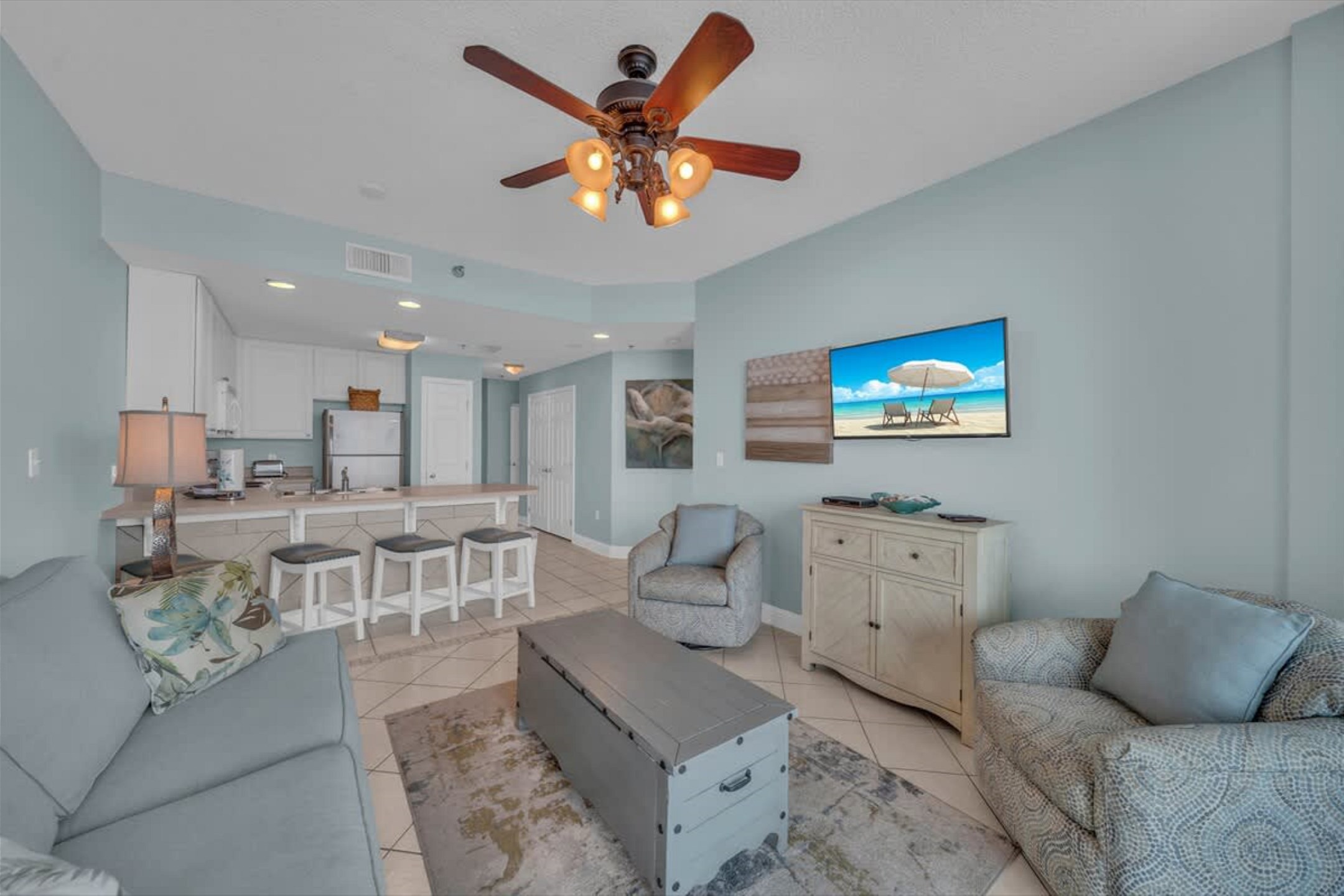 Lighthouse 716 | Photo 2